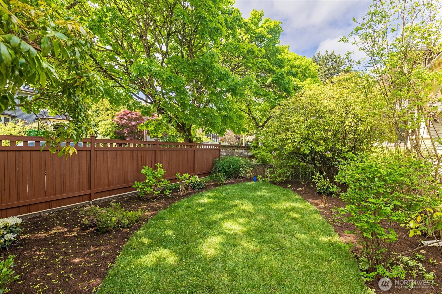 806 15th Avenue E, Seattle, WA 98112