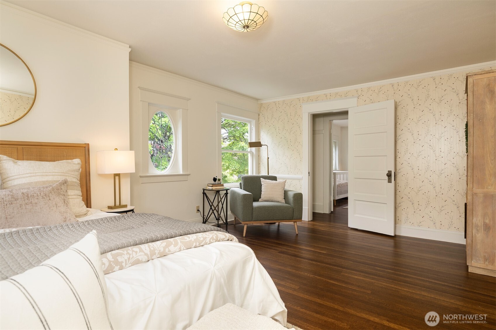 806 15th Avenue E, Seattle, WA 98112