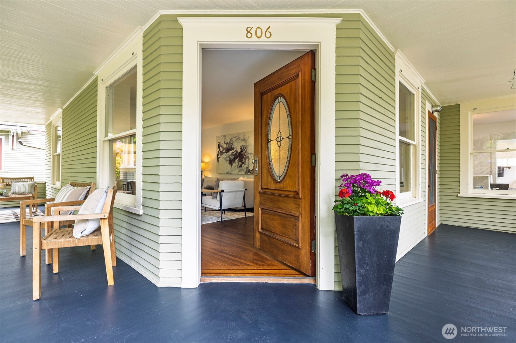 806 15th Avenue E, Seattle, WA 98112