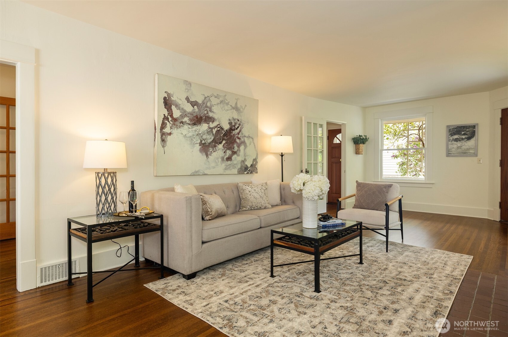 806 15th Avenue E, Seattle, WA 98112