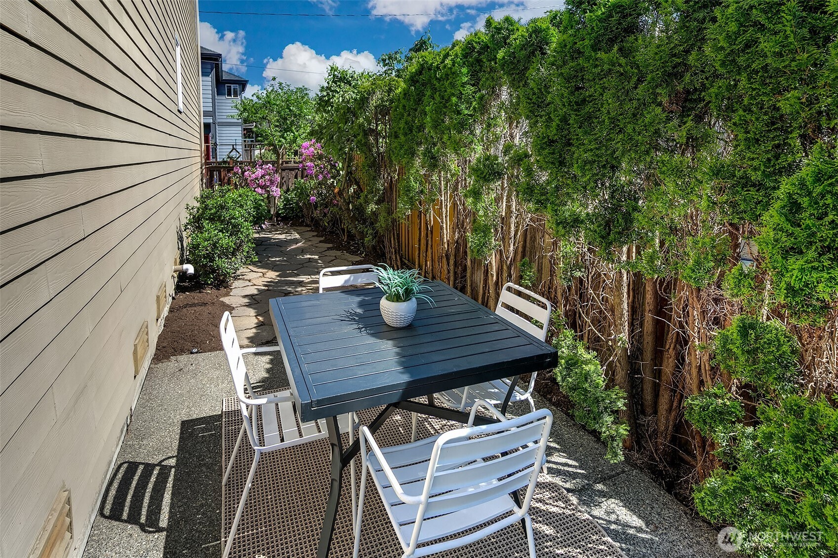 107 29th Avenue E, Seattle, WA 98112
