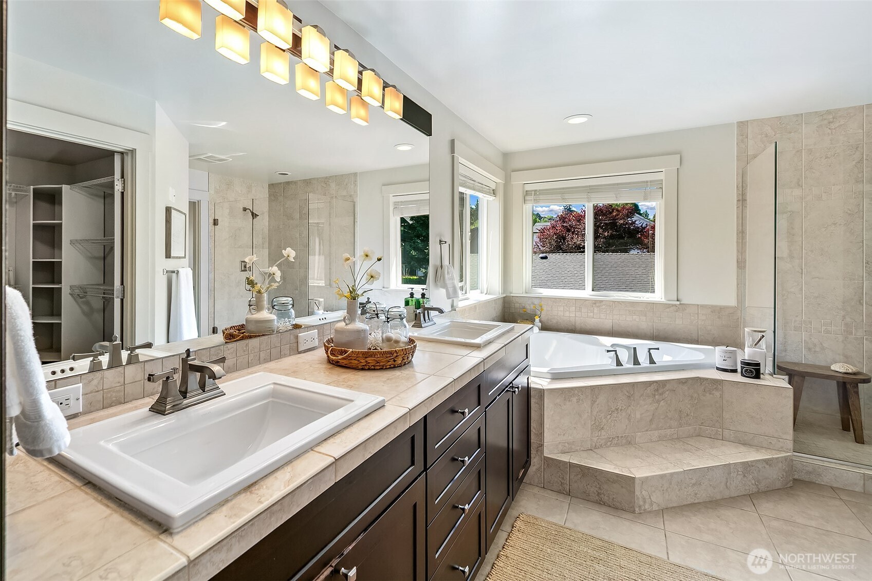 107 29th Avenue E, Seattle, WA 98112