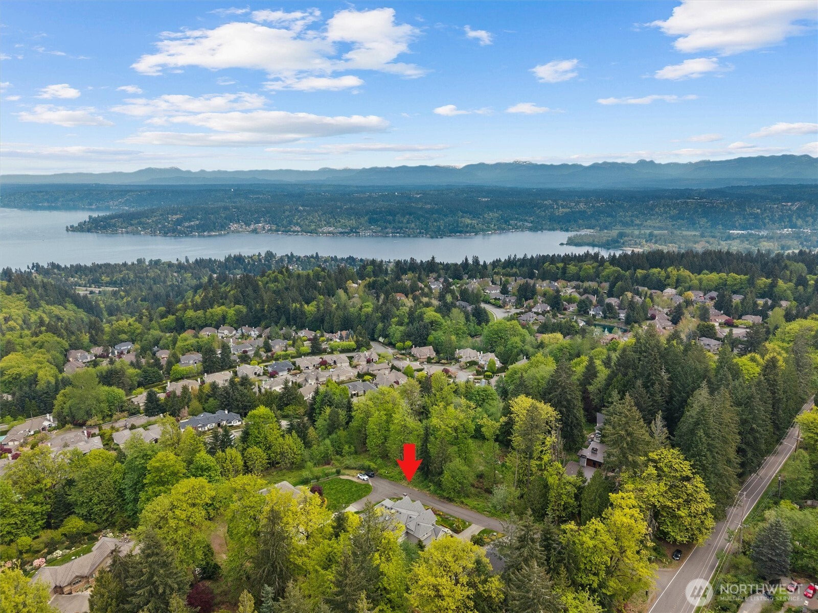 5927 178th Court SE, Bellevue, WA 98006-5957