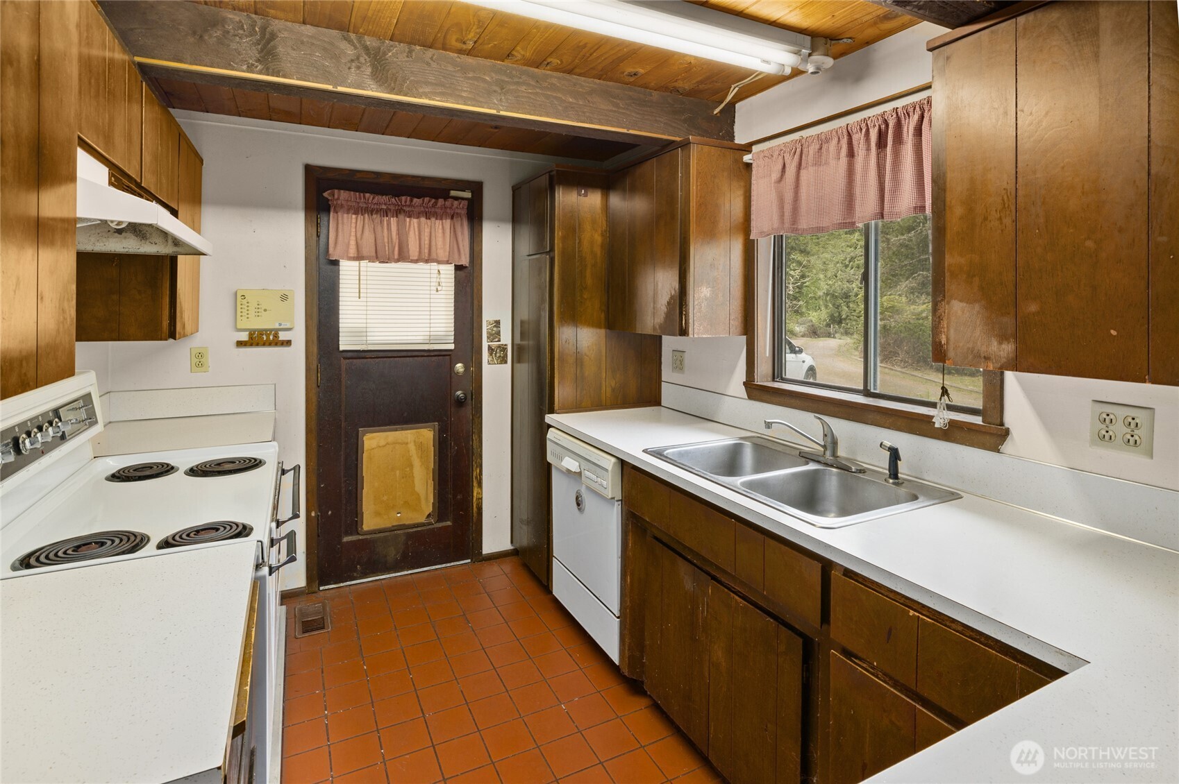 32615 82nd Avenue S, Roy, WA 98580-8017
