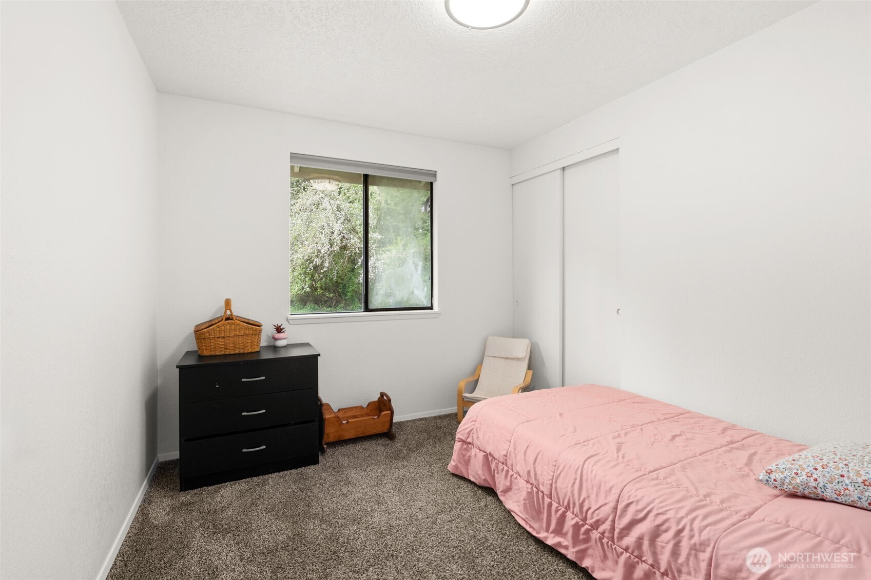 708 NE Eaton Court , Castle Rock, WA 98611