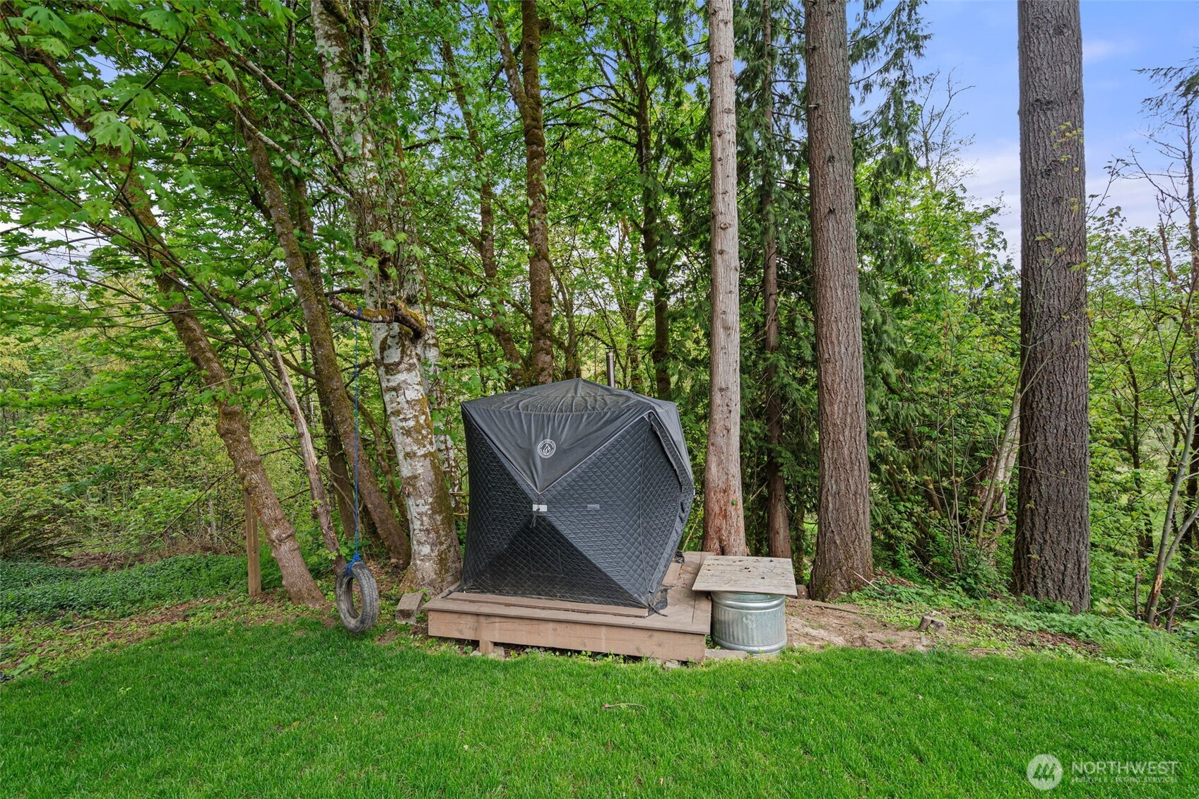 708 NE Eaton Court , Castle Rock, WA 98611