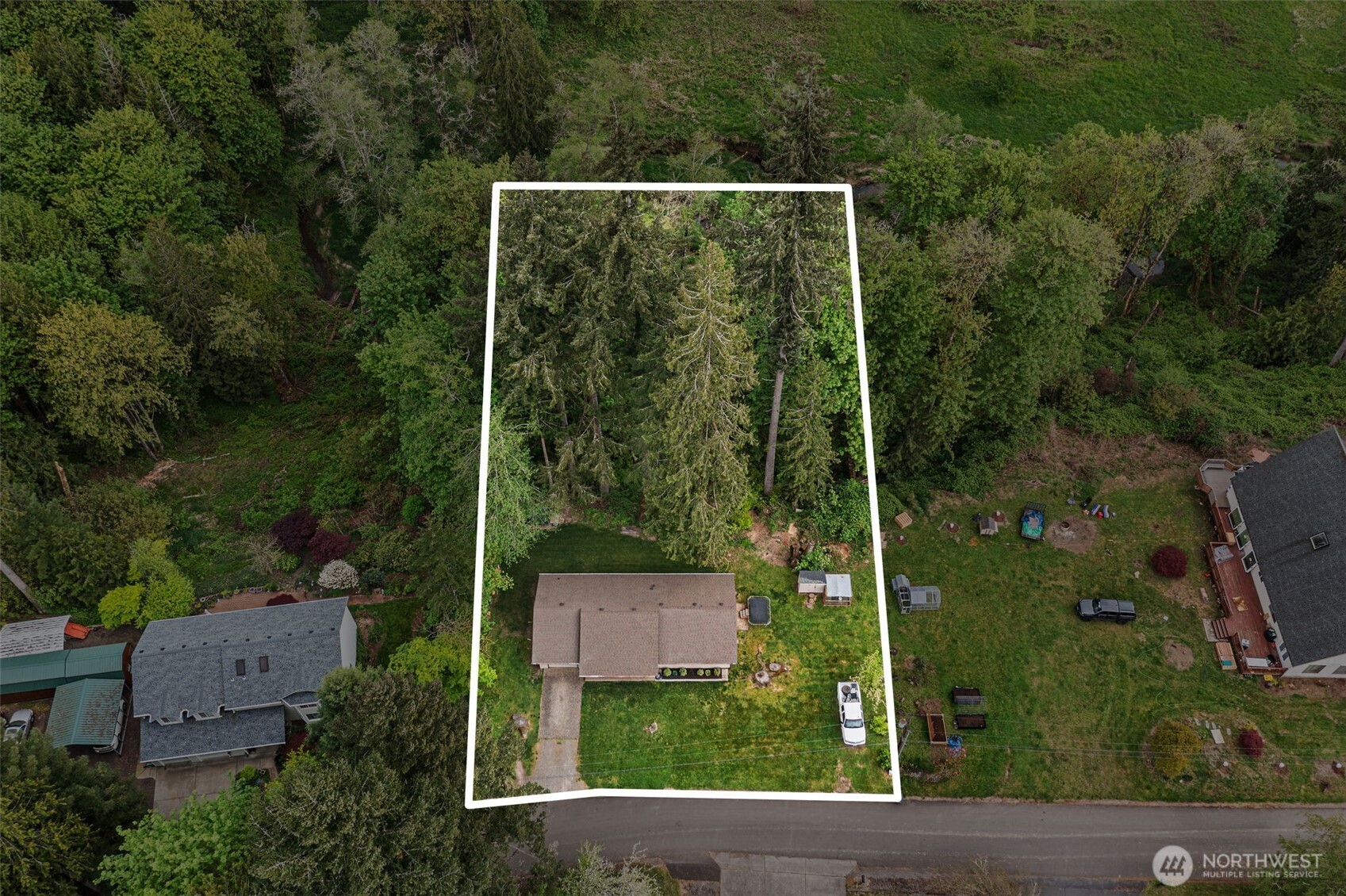 708 NE Eaton Court , Castle Rock, WA 98611