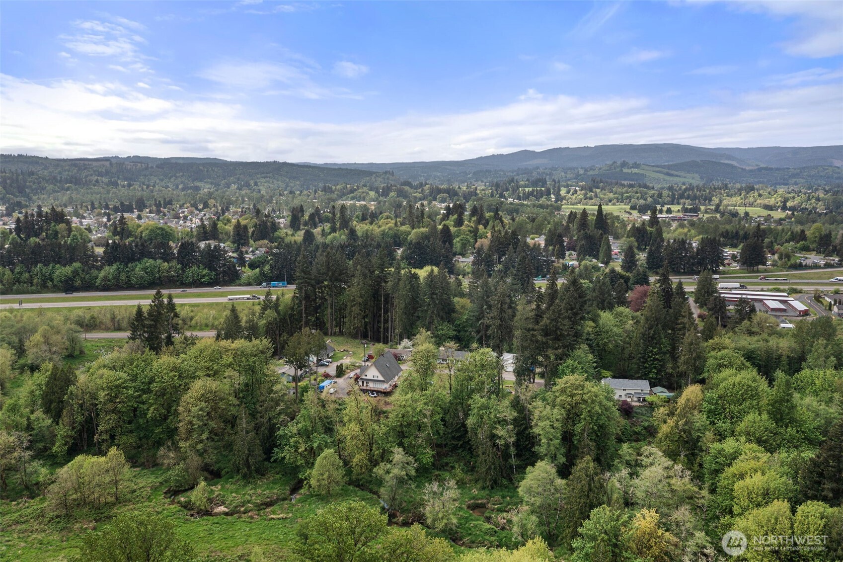708 NE Eaton Court , Castle Rock, WA 98611
