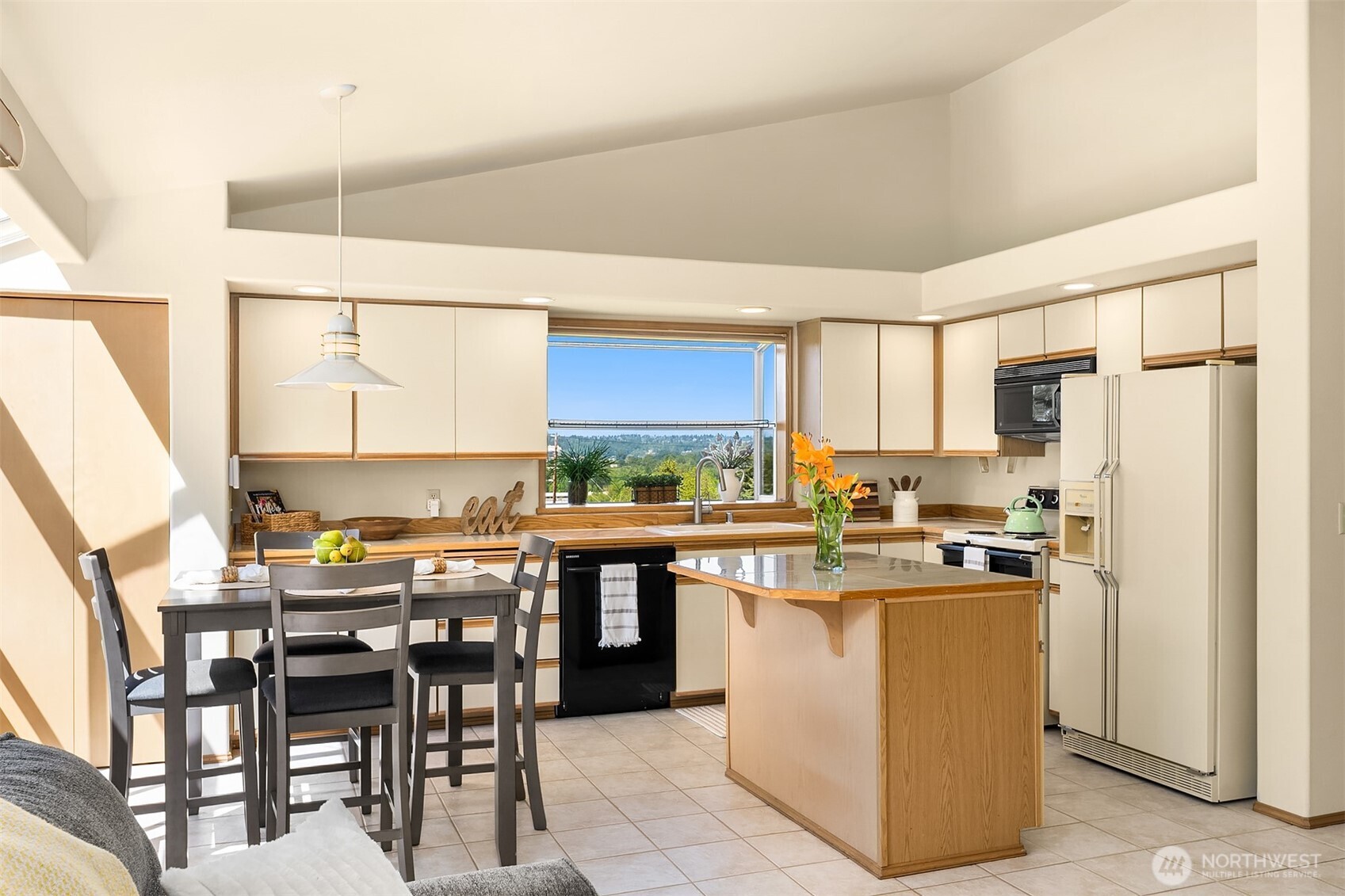 611 S 32nd Street , Renton, WA 98055