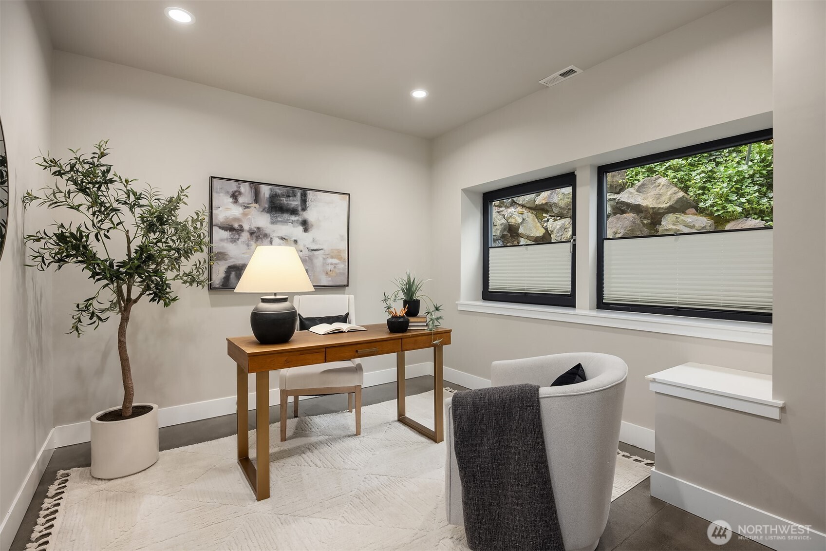 8902 NE 117th Place , Kirkland, WA 98034