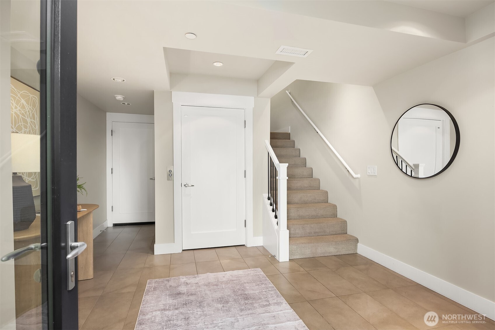 8902 NE 117th Place , Kirkland, WA 98034