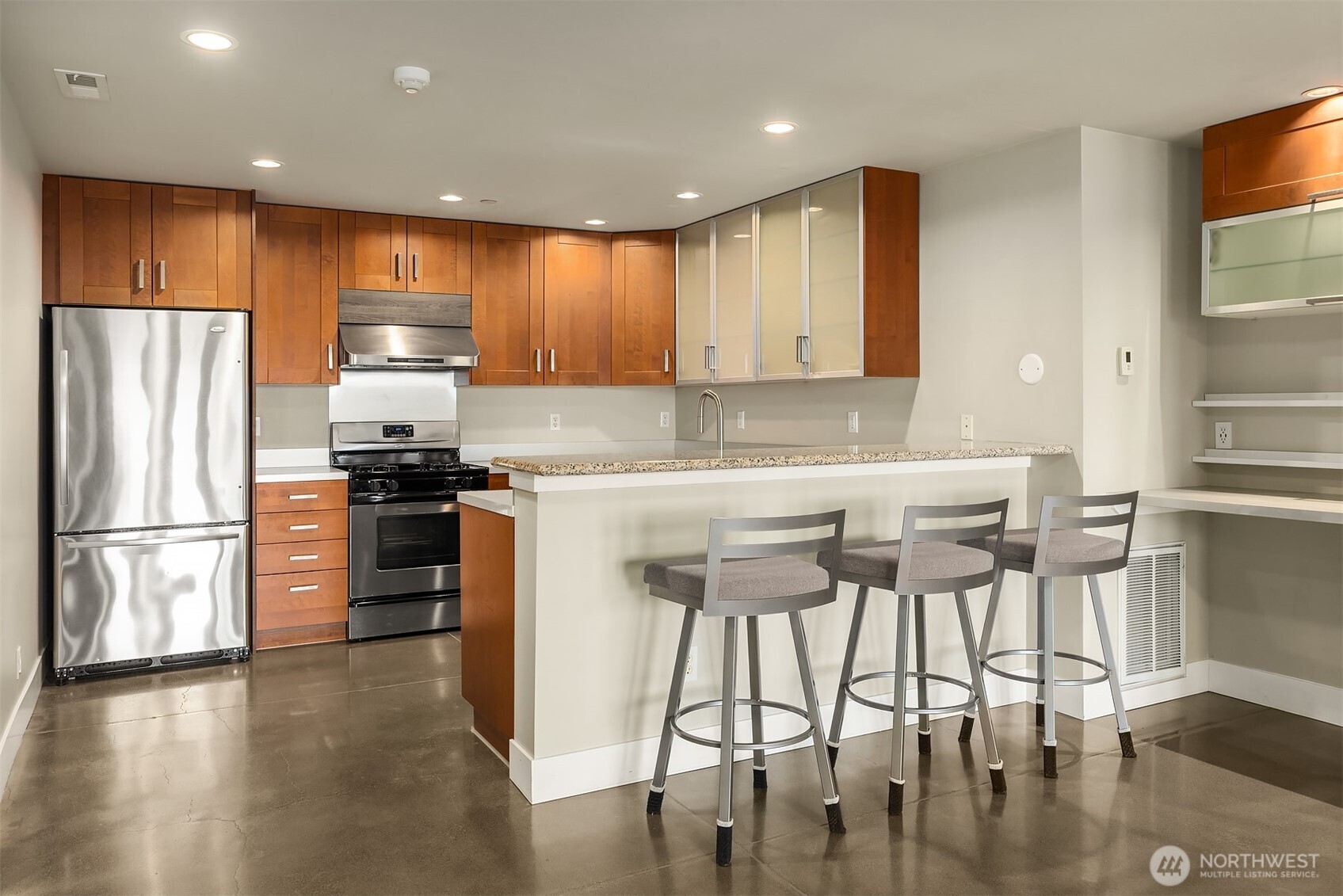 8902 NE 117th Place , Kirkland, WA 98034