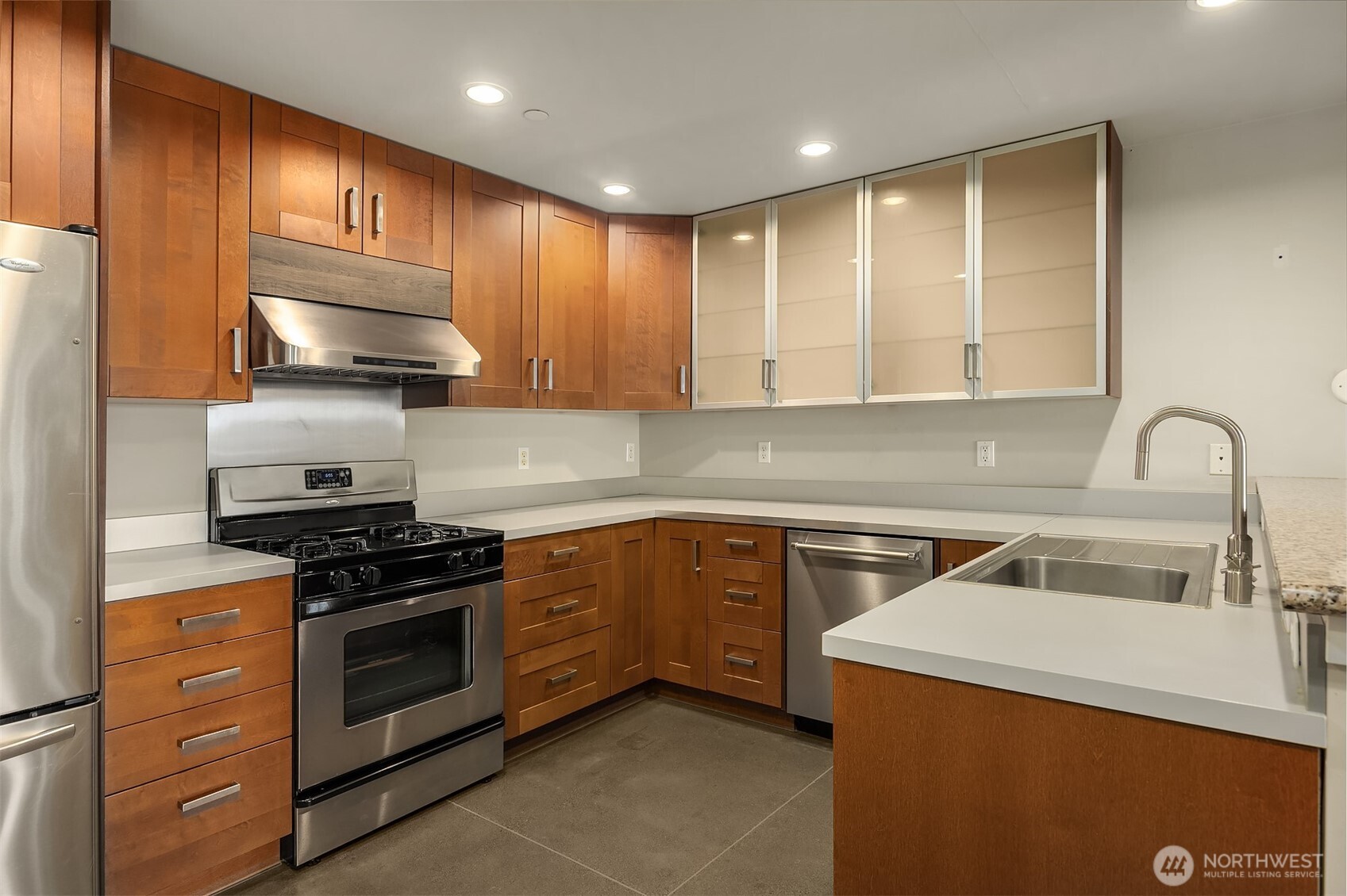 8902 NE 117th Place , Kirkland, WA 98034