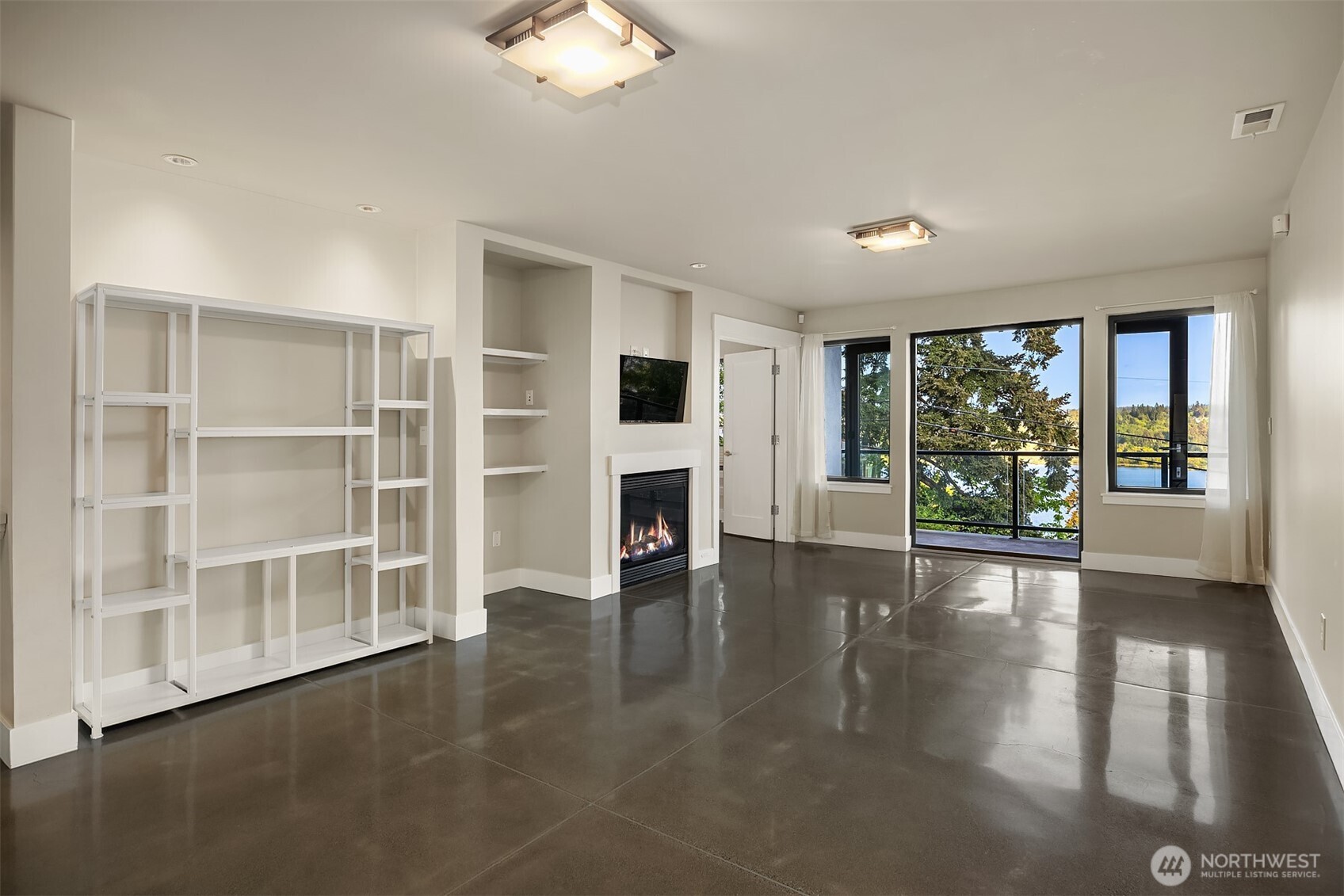 8902 NE 117th Place , Kirkland, WA 98034