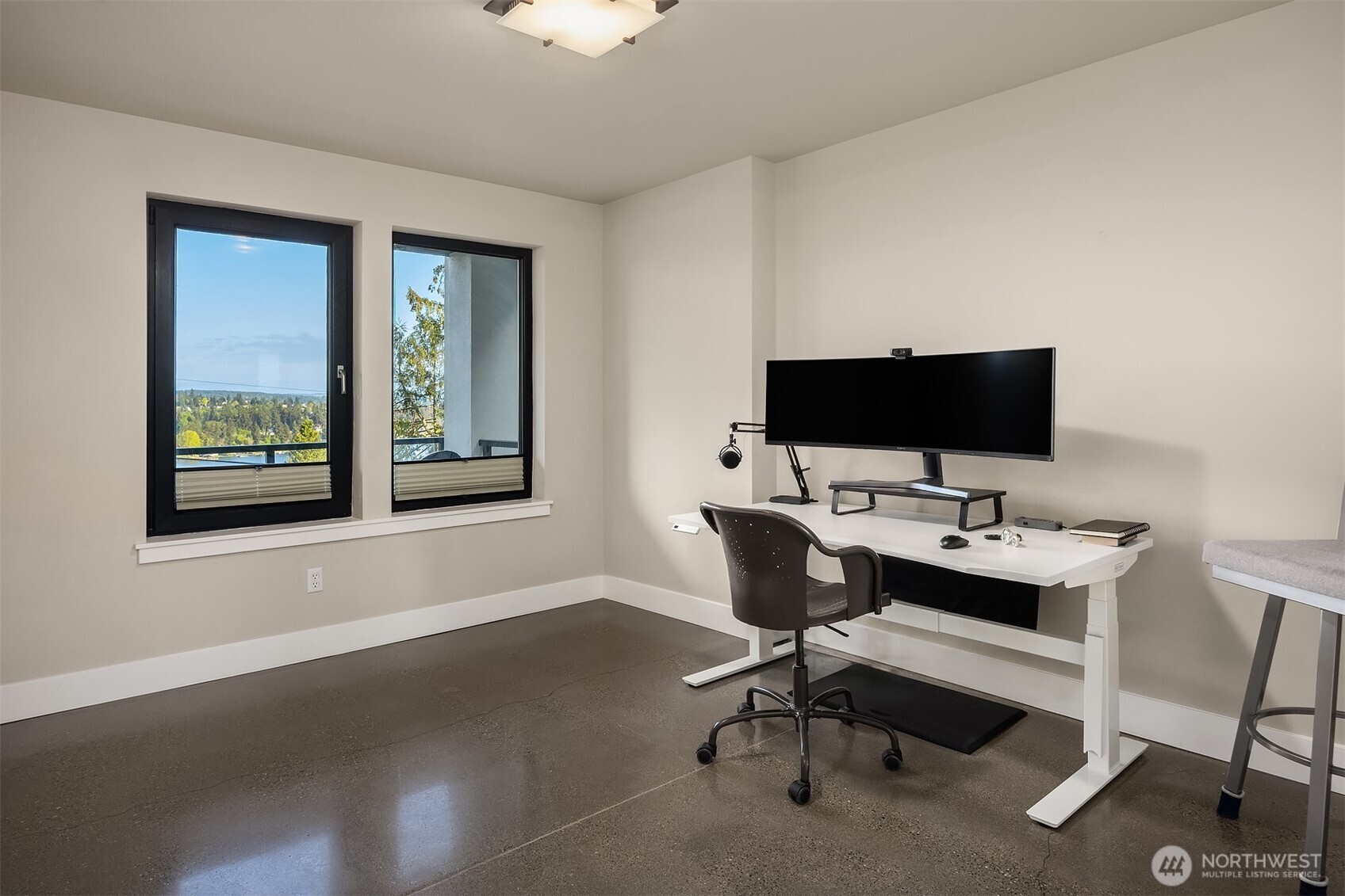 8902 NE 117th Place , Kirkland, WA 98034