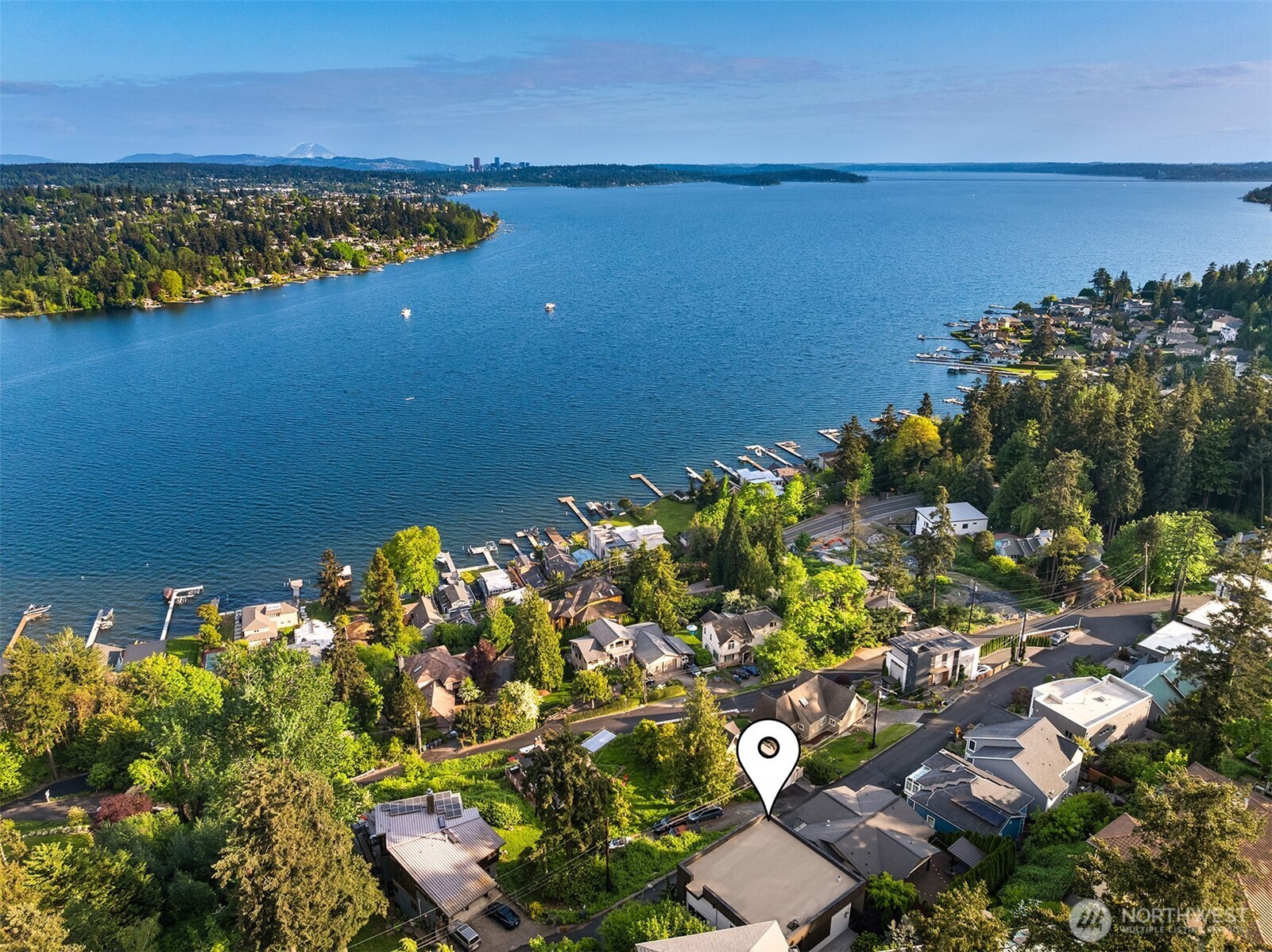 8902 NE 117th Place , Kirkland, WA 98034