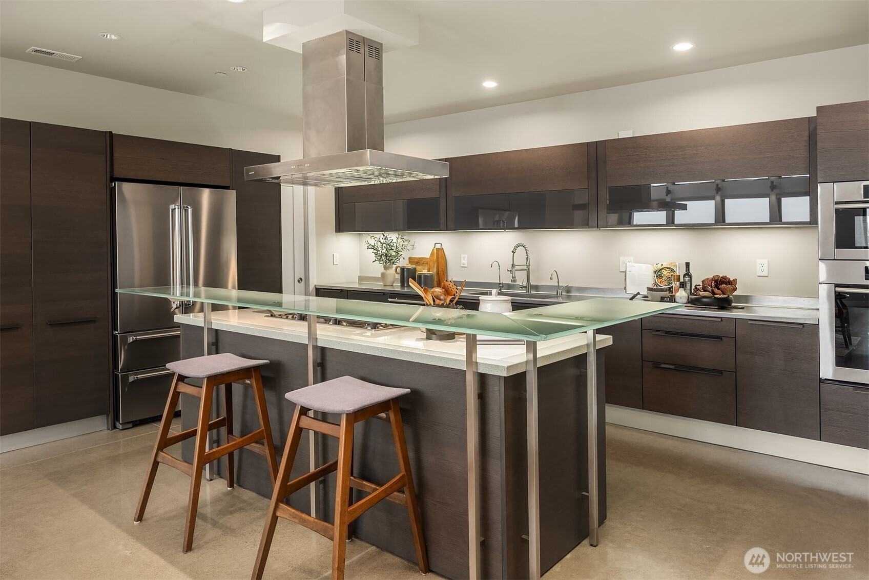 8902 NE 117th Place , Kirkland, WA 98034