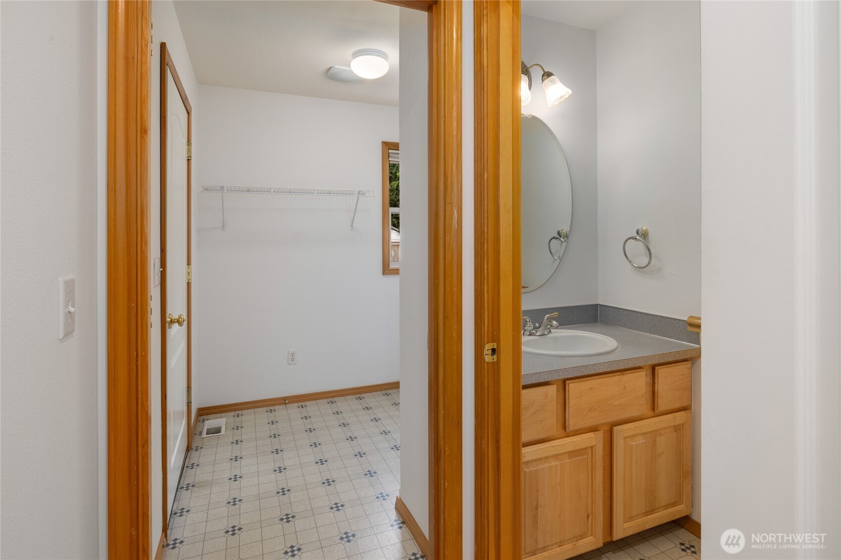 1906 54th Lane SE, Olympia, WA 98501