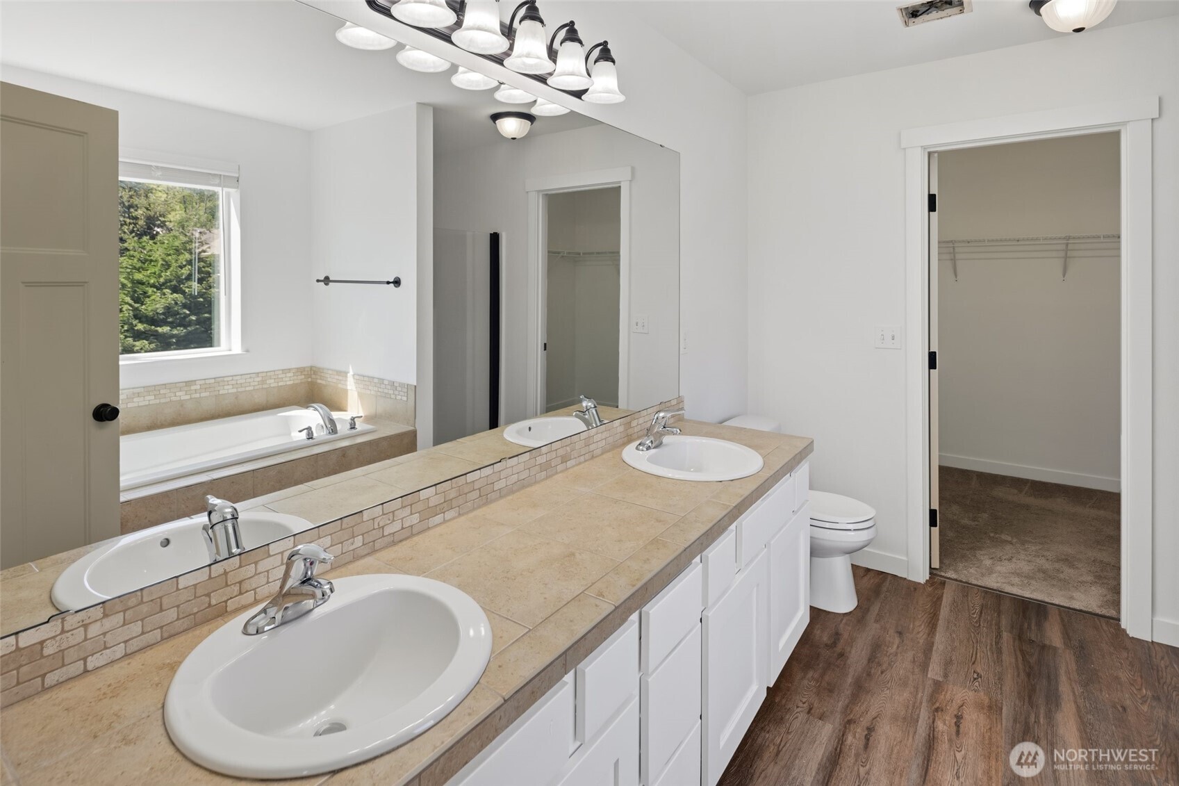 13909 15th Place W, Lynnwood, WA 98087