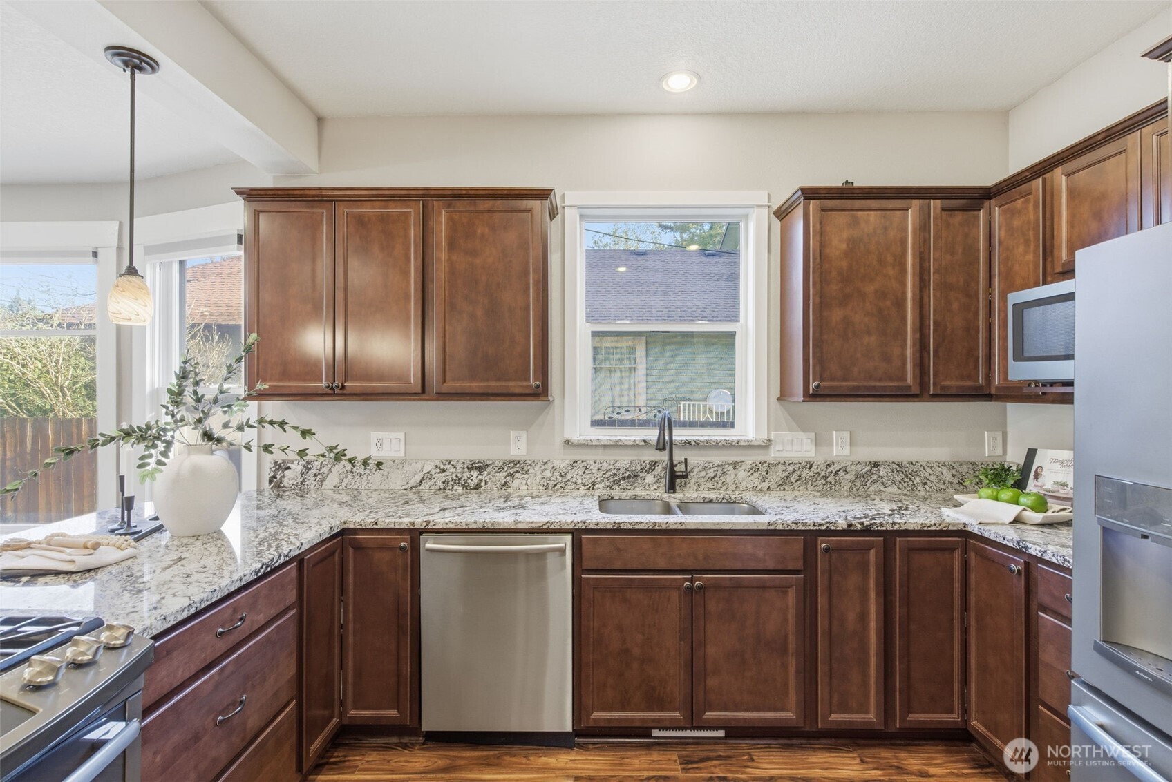 624 NE 2nd Avenue , Camas, WA 98607