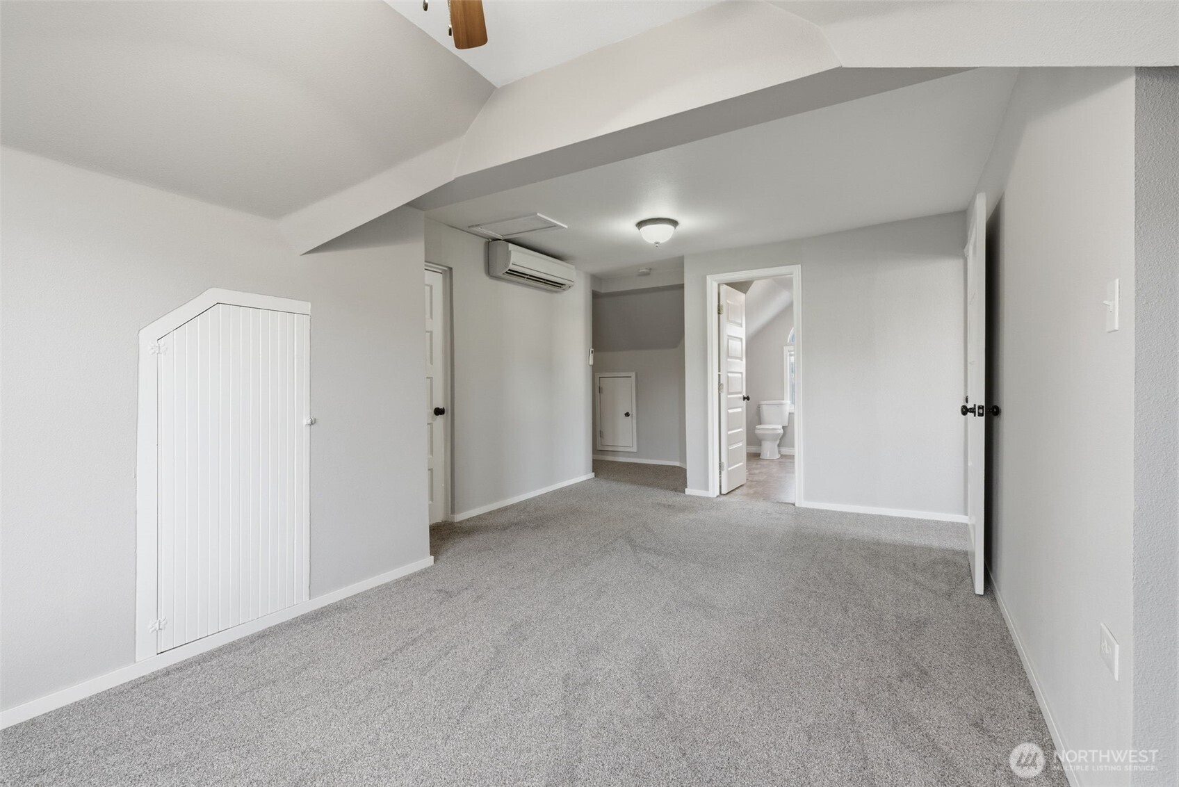 624 NE 2nd Avenue , Camas, WA 98607