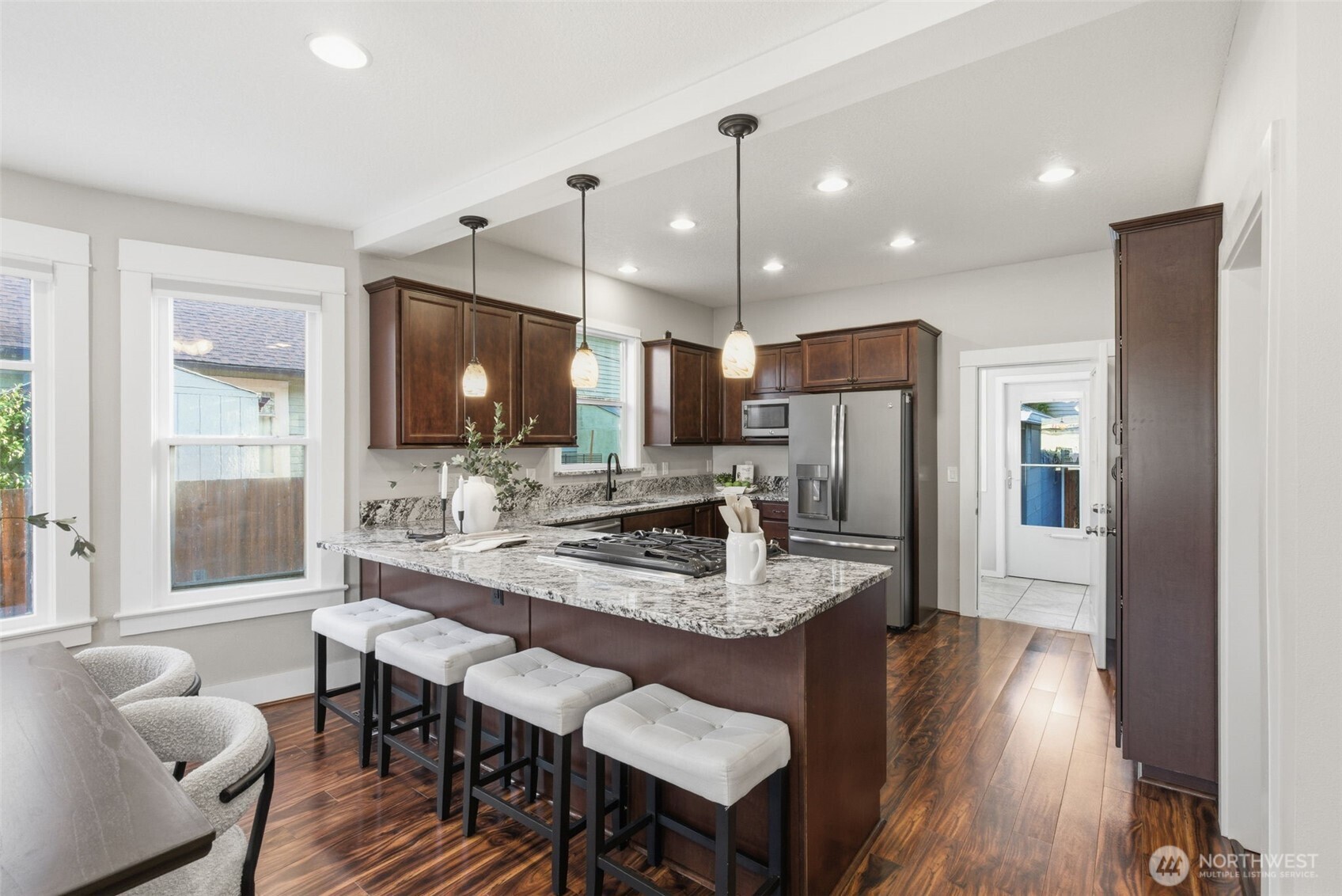 624 NE 2nd Avenue , Camas, WA 98607