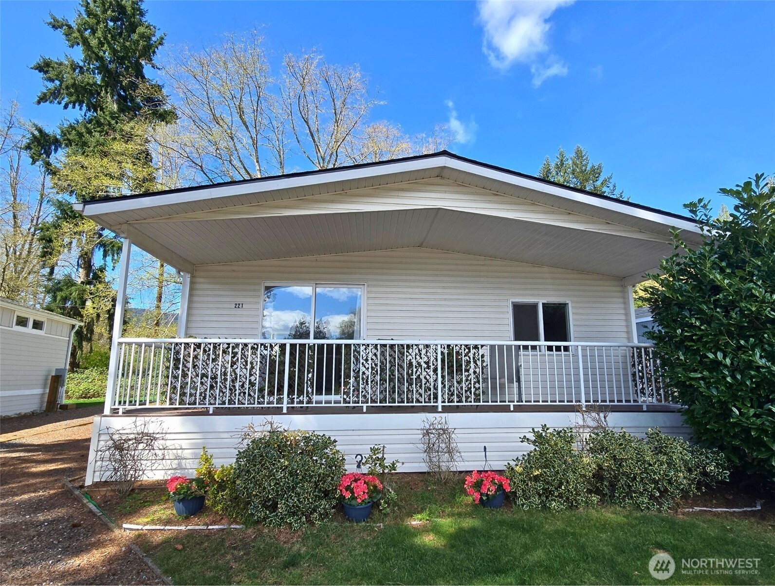 921 Autumn Lane #221, Bellingham, WA 98229-8515
