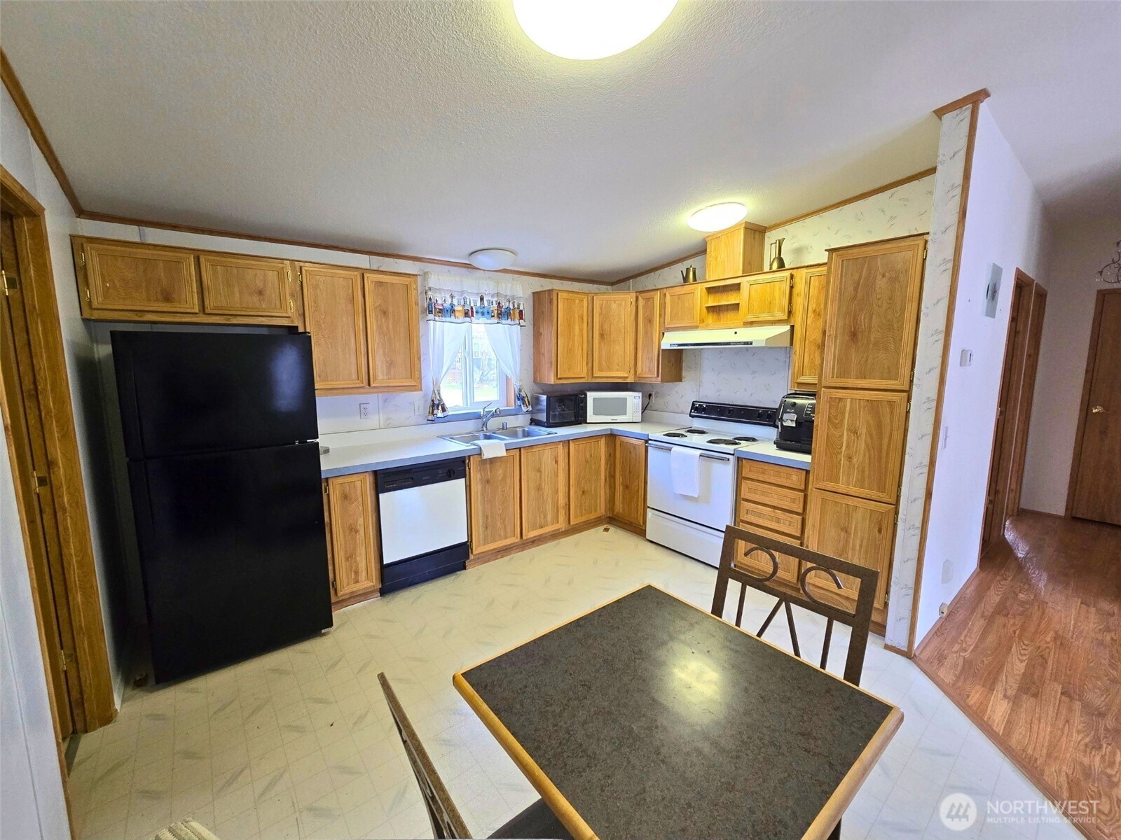 921 Autumn Lane #221, Bellingham, WA 98229-8515