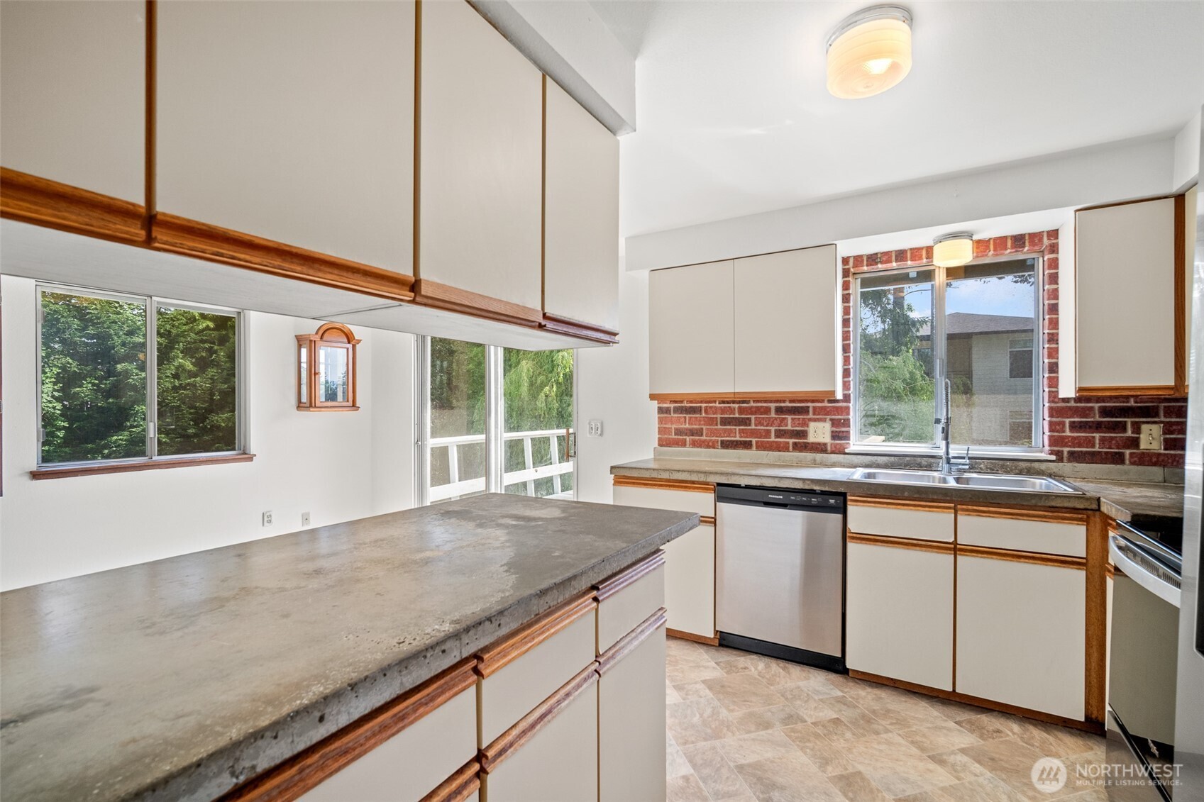5860 Hawthorne Lane , Ferndale, WA 98248