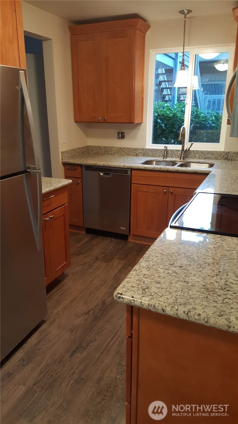 1461 Rainier Court , Fircrest, WA 98466-6421