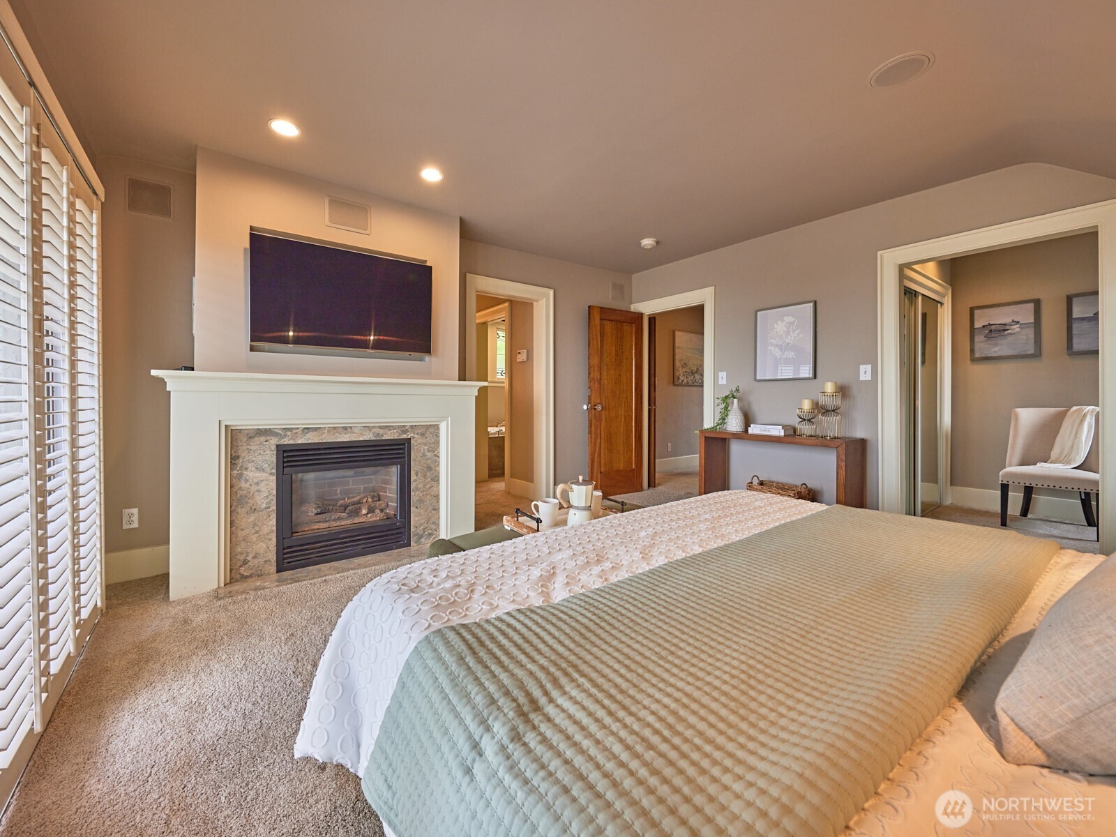 700 W Prospect Street , Seattle, WA 98119