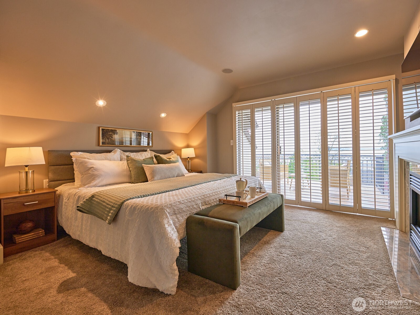 700 W Prospect Street , Seattle, WA 98119