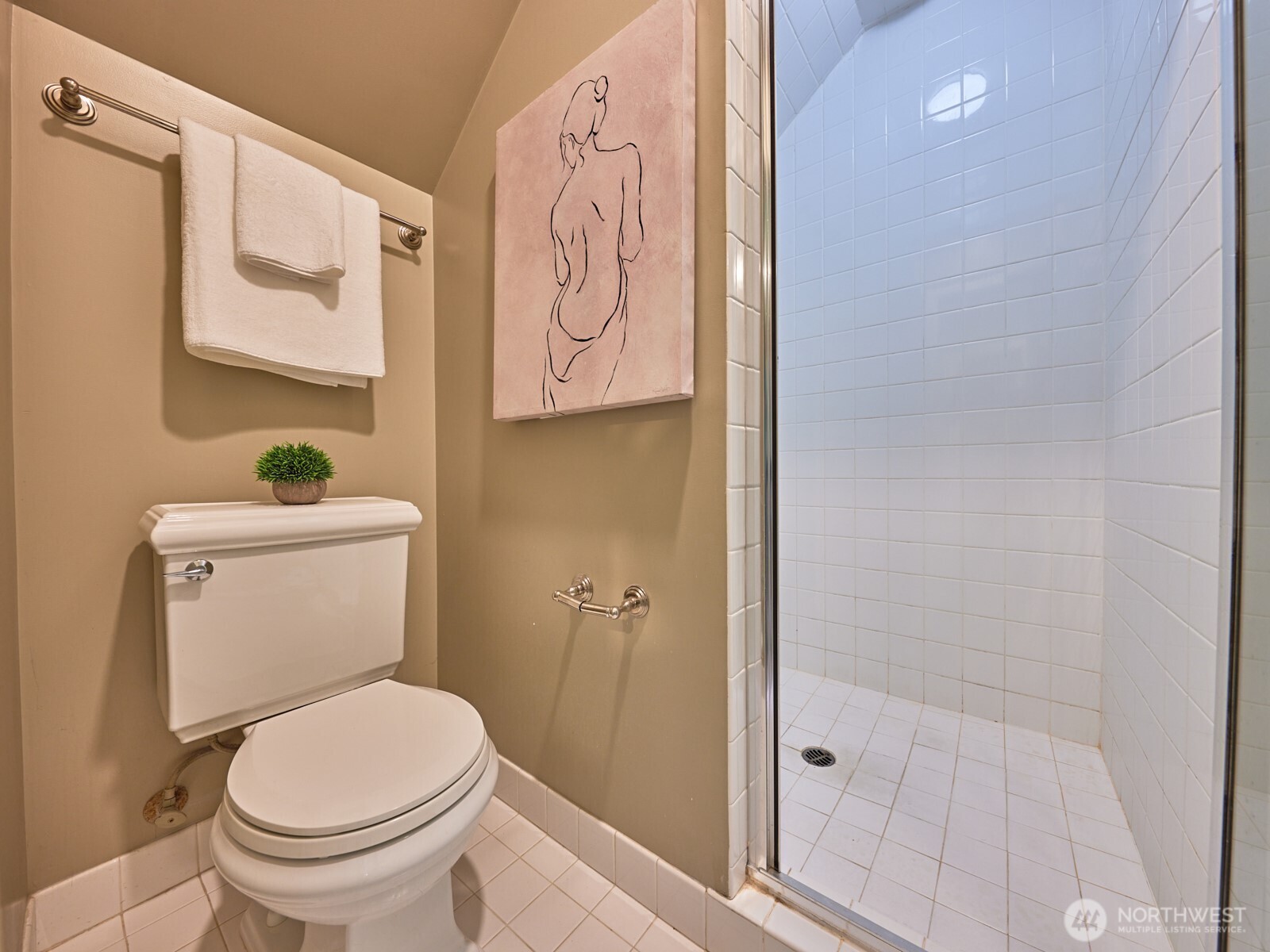 700 W Prospect Street , Seattle, WA 98119