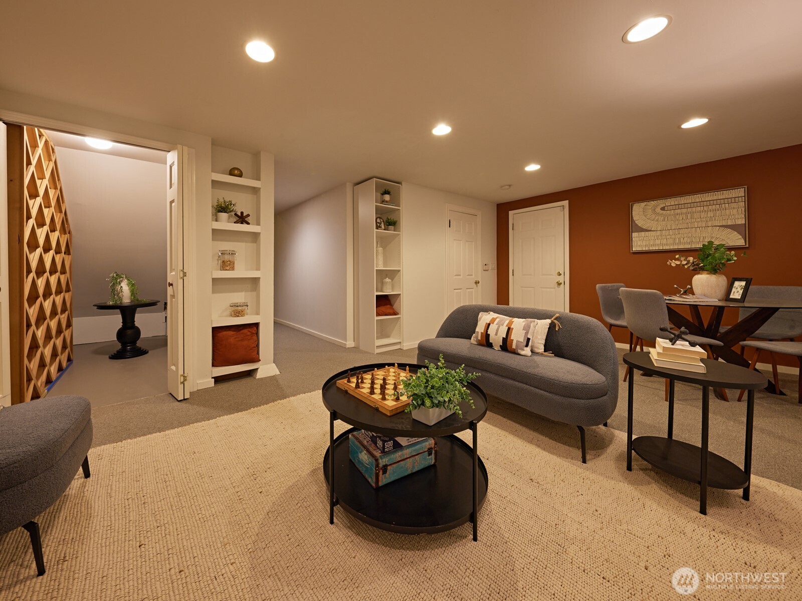 700 W Prospect Street , Seattle, WA 98119