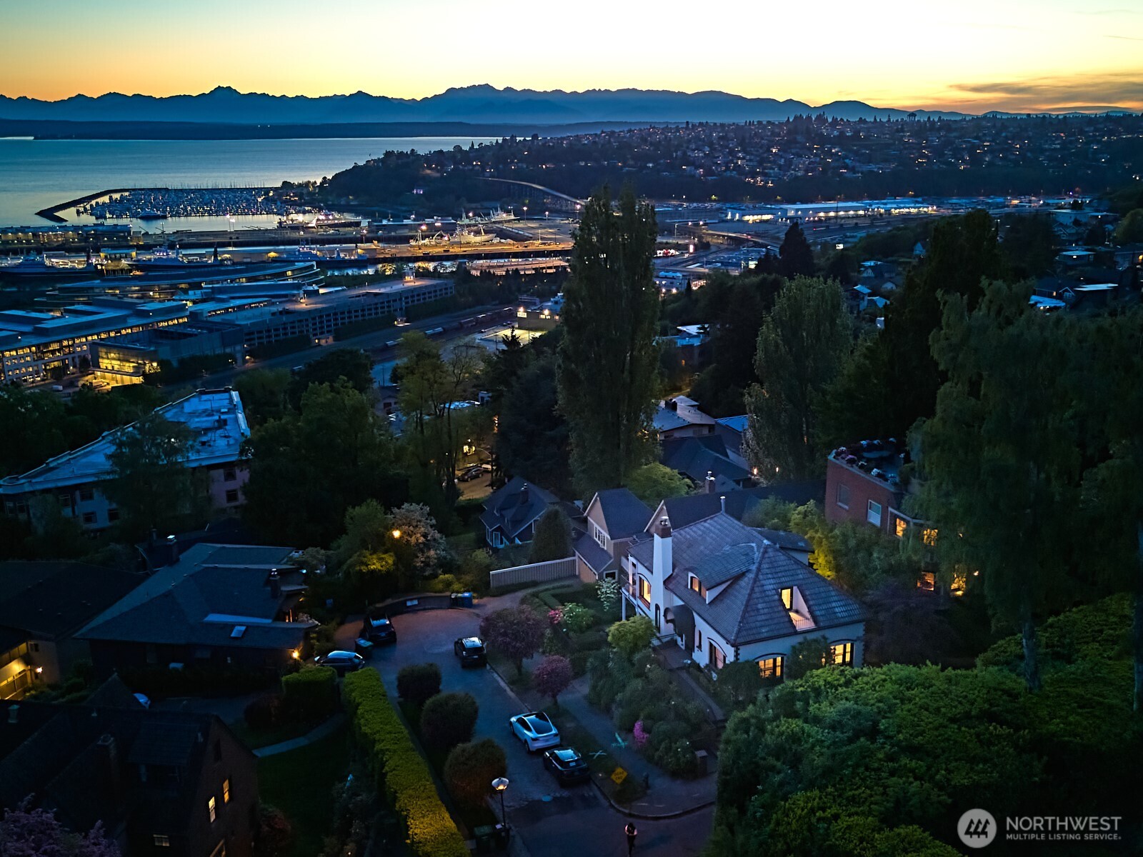 700 W Prospect Street , Seattle, WA 98119