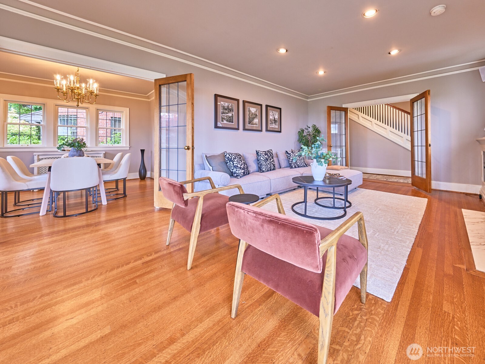 700 W Prospect Street , Seattle, WA 98119