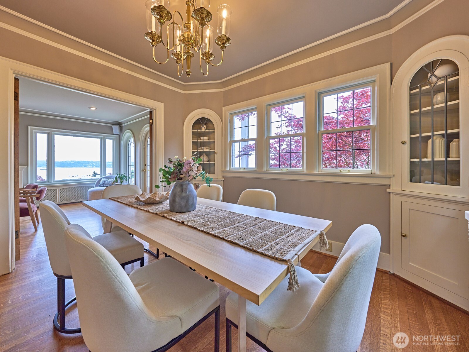 700 W Prospect Street , Seattle, WA 98119