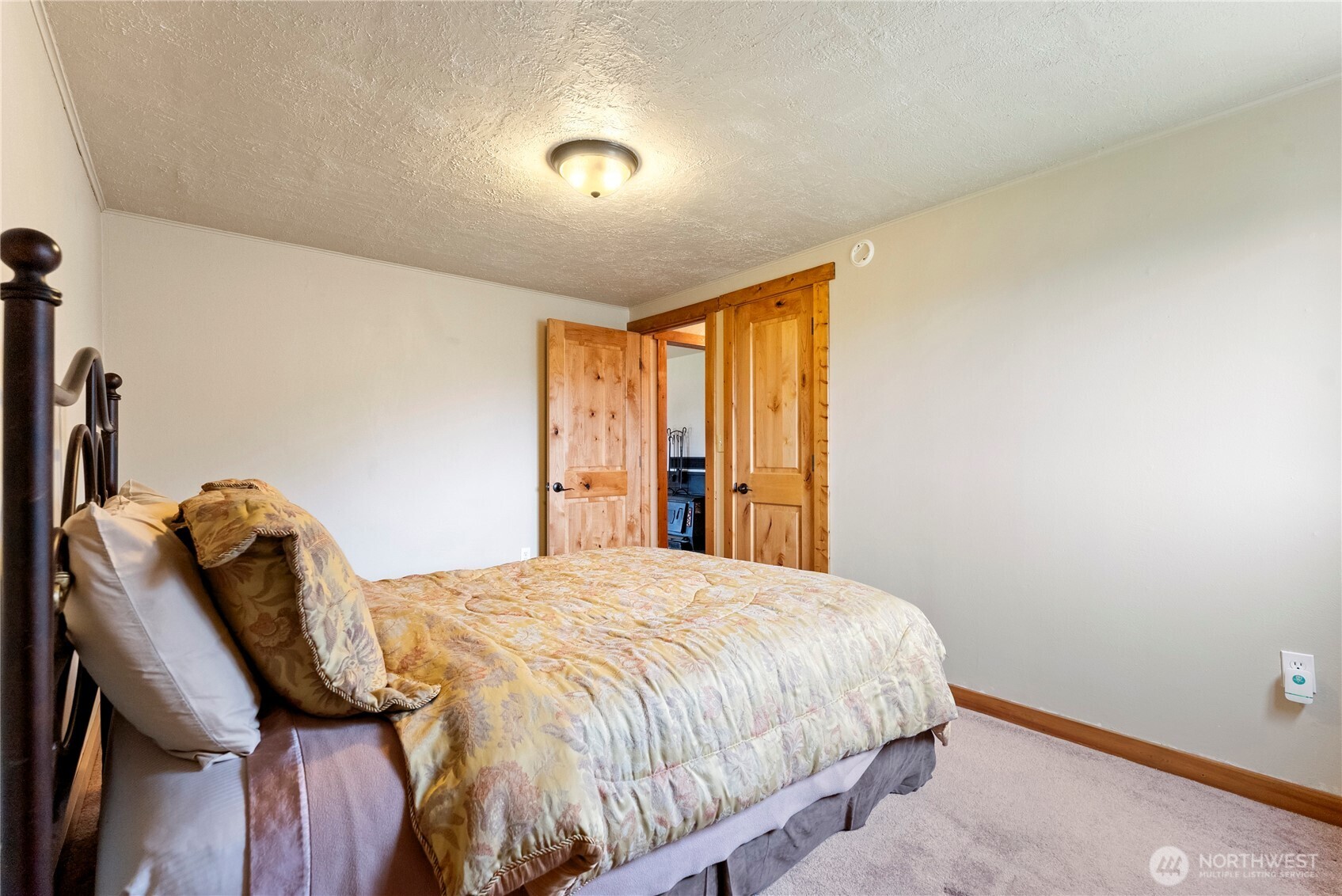 245 Twisp-Carlton Road , Twisp, WA 98856