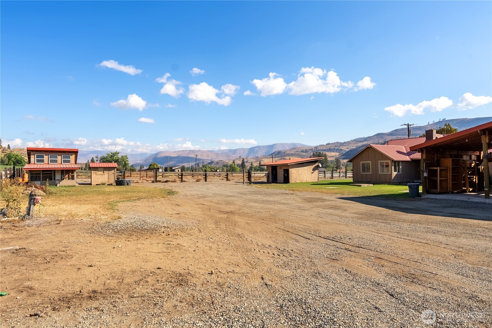 245 Twisp-Carlton Road , Twisp, WA 98856