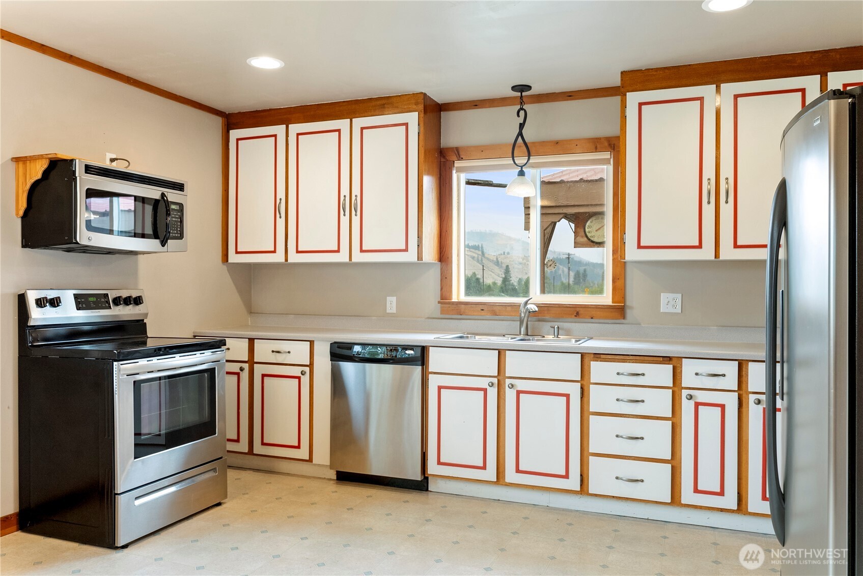 245 Twisp-Carlton Road , Twisp, WA 98856