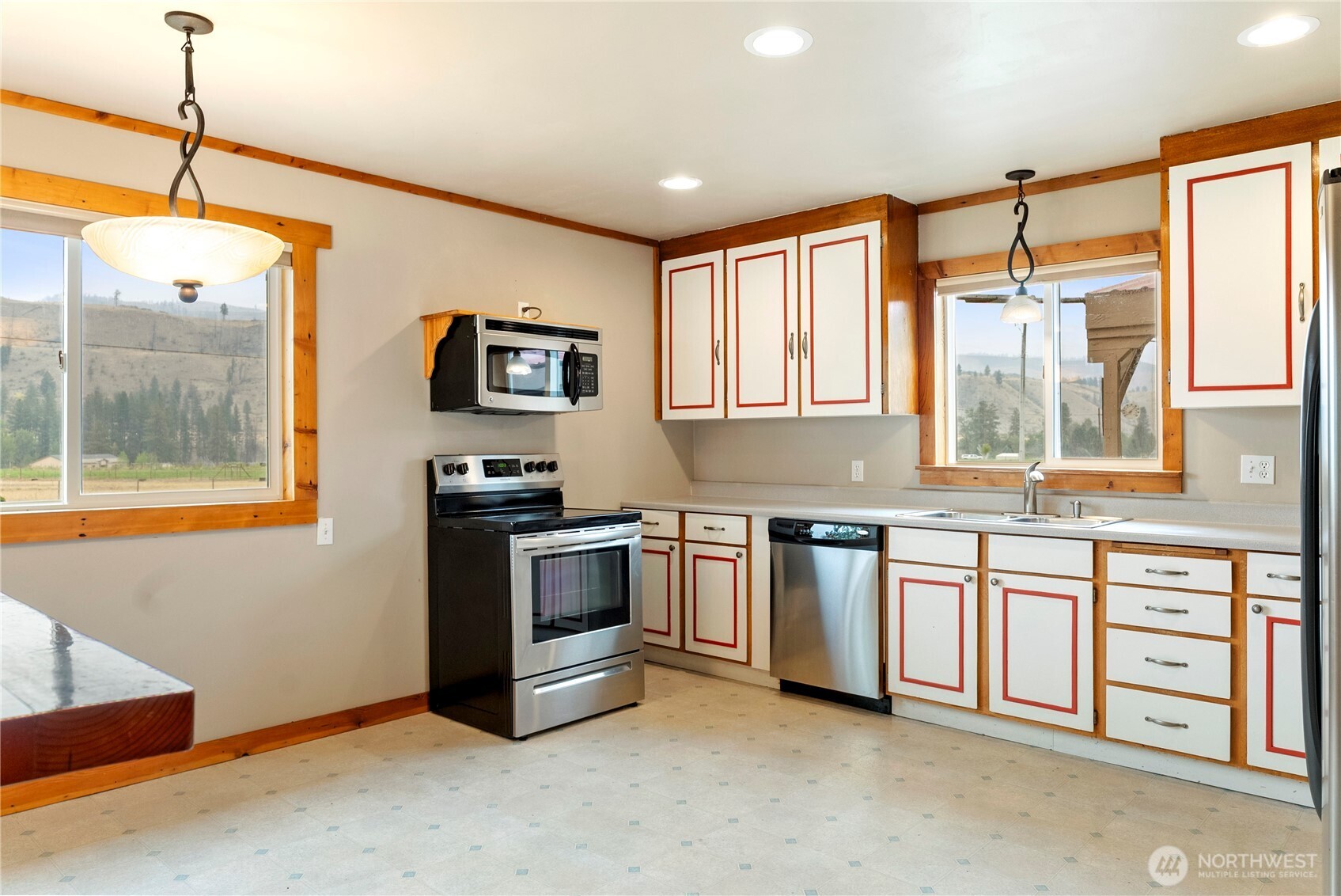 245 Twisp-Carlton Road , Twisp, WA 98856