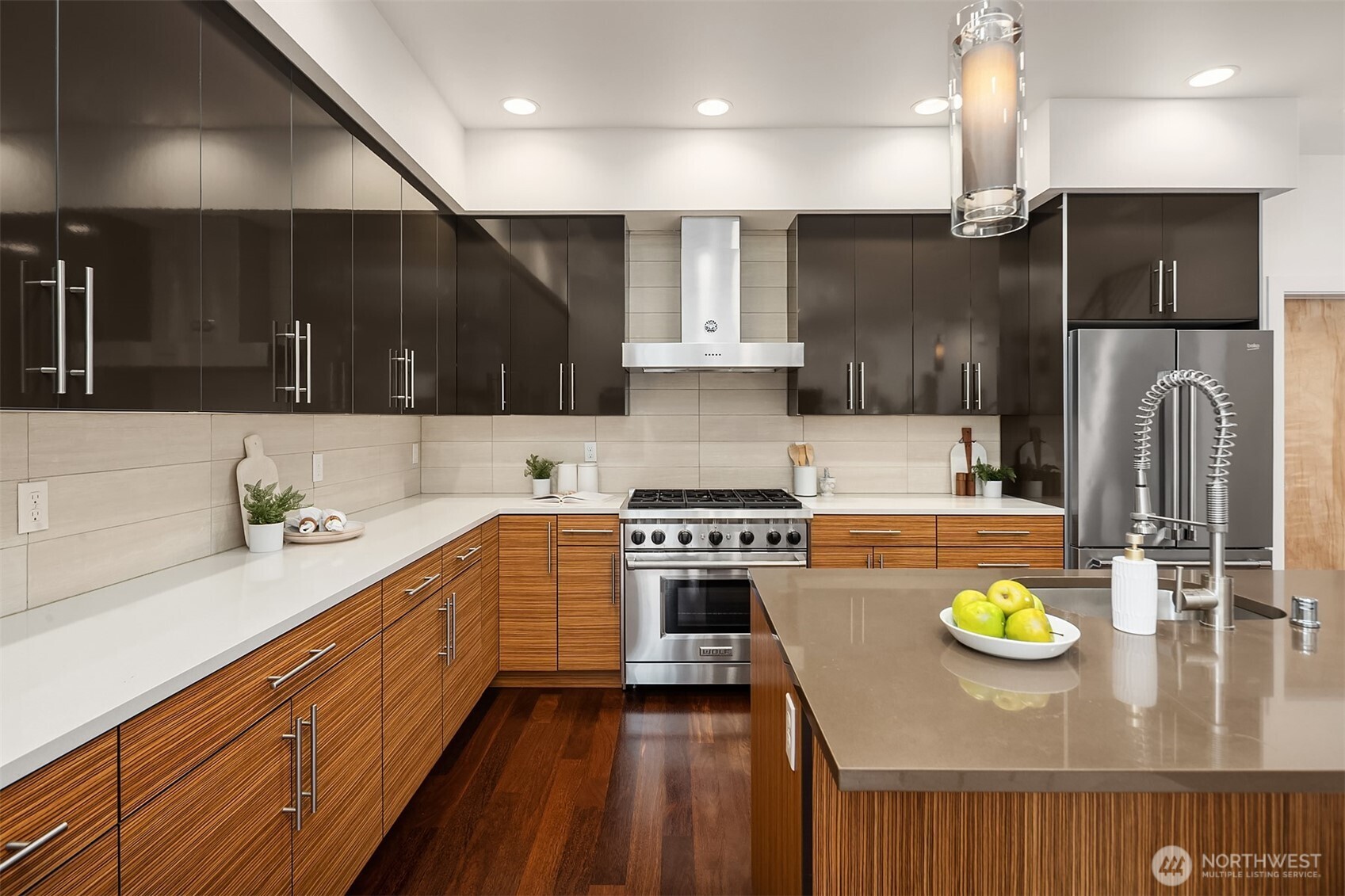 7349 California Avenue SW, Seattle, WA 98136