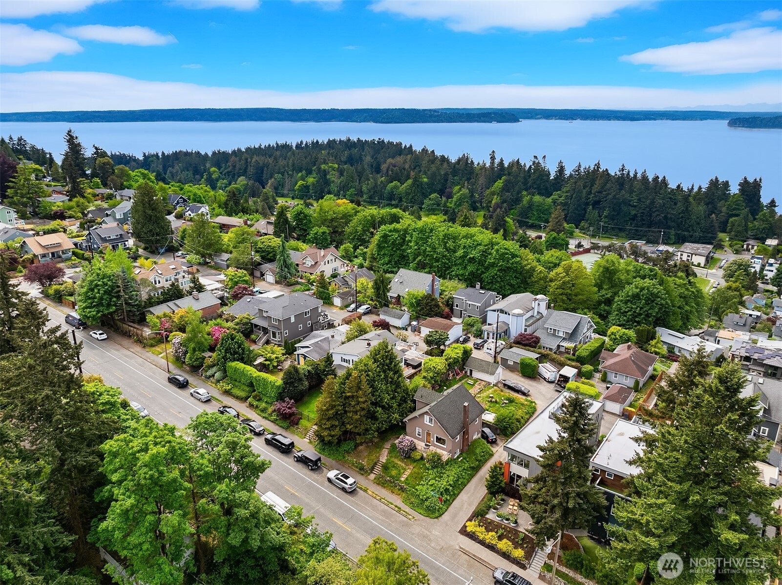 7349 California Avenue SW, Seattle, WA 98136