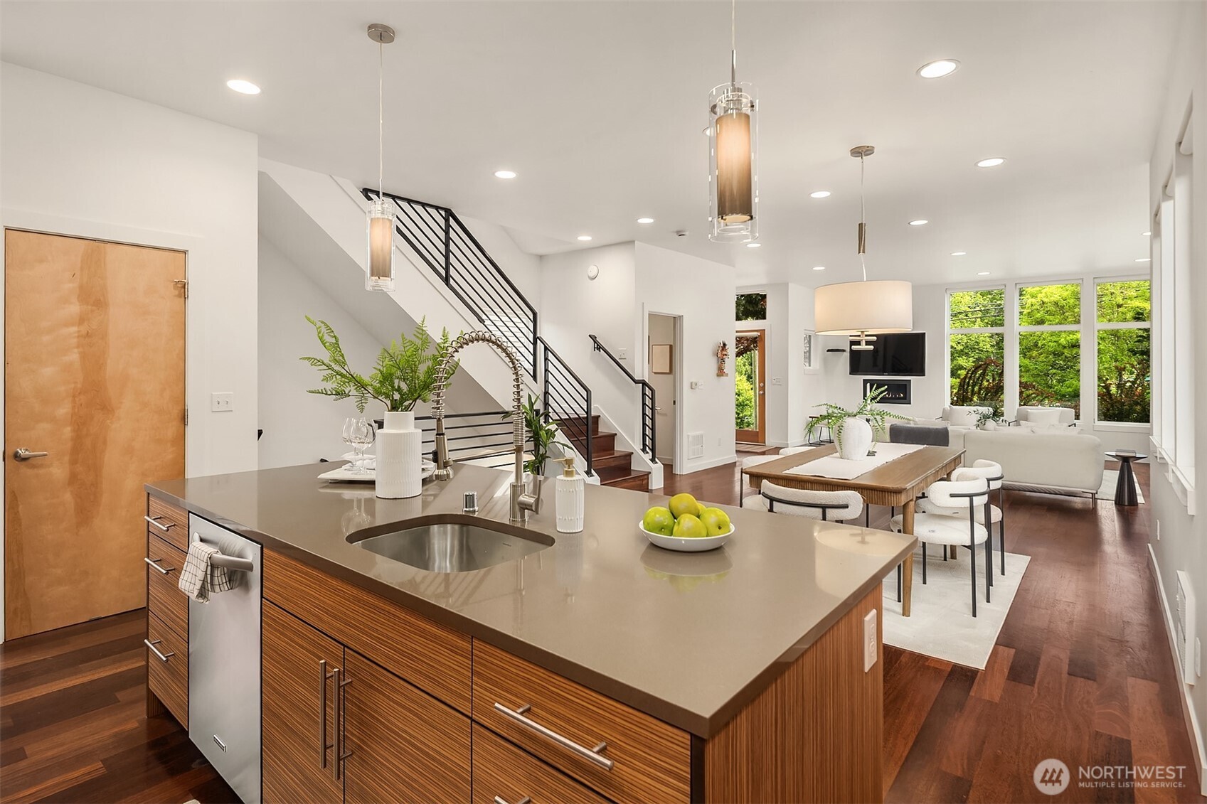 7349 California Avenue SW, Seattle, WA 98136