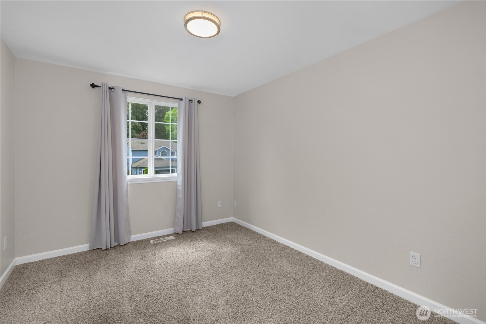 3008 Applehill Court NE, Olympia, WA 98506