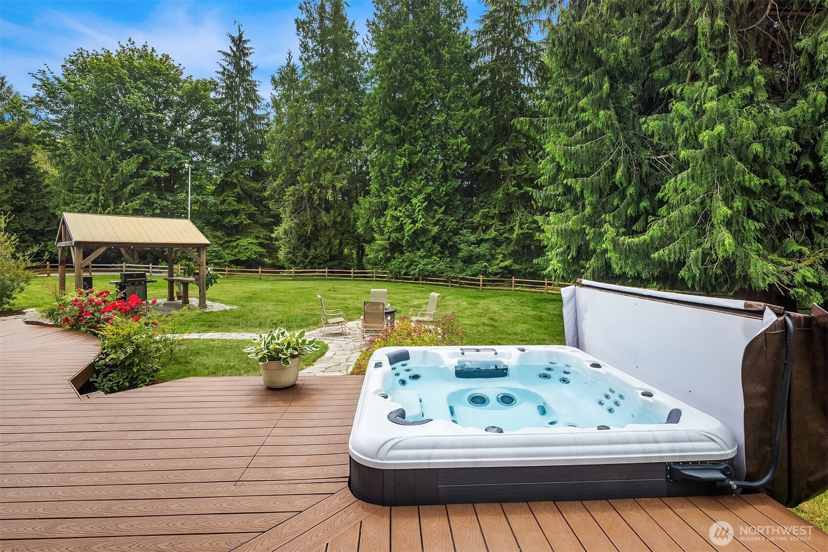 7717 252nd Avenue NE, Redmond, WA 98053