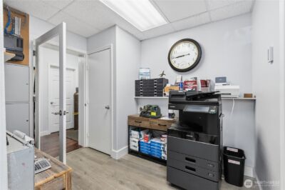 1202 Commercial Avenue , Anacortes, WA 98221 - Photo 24