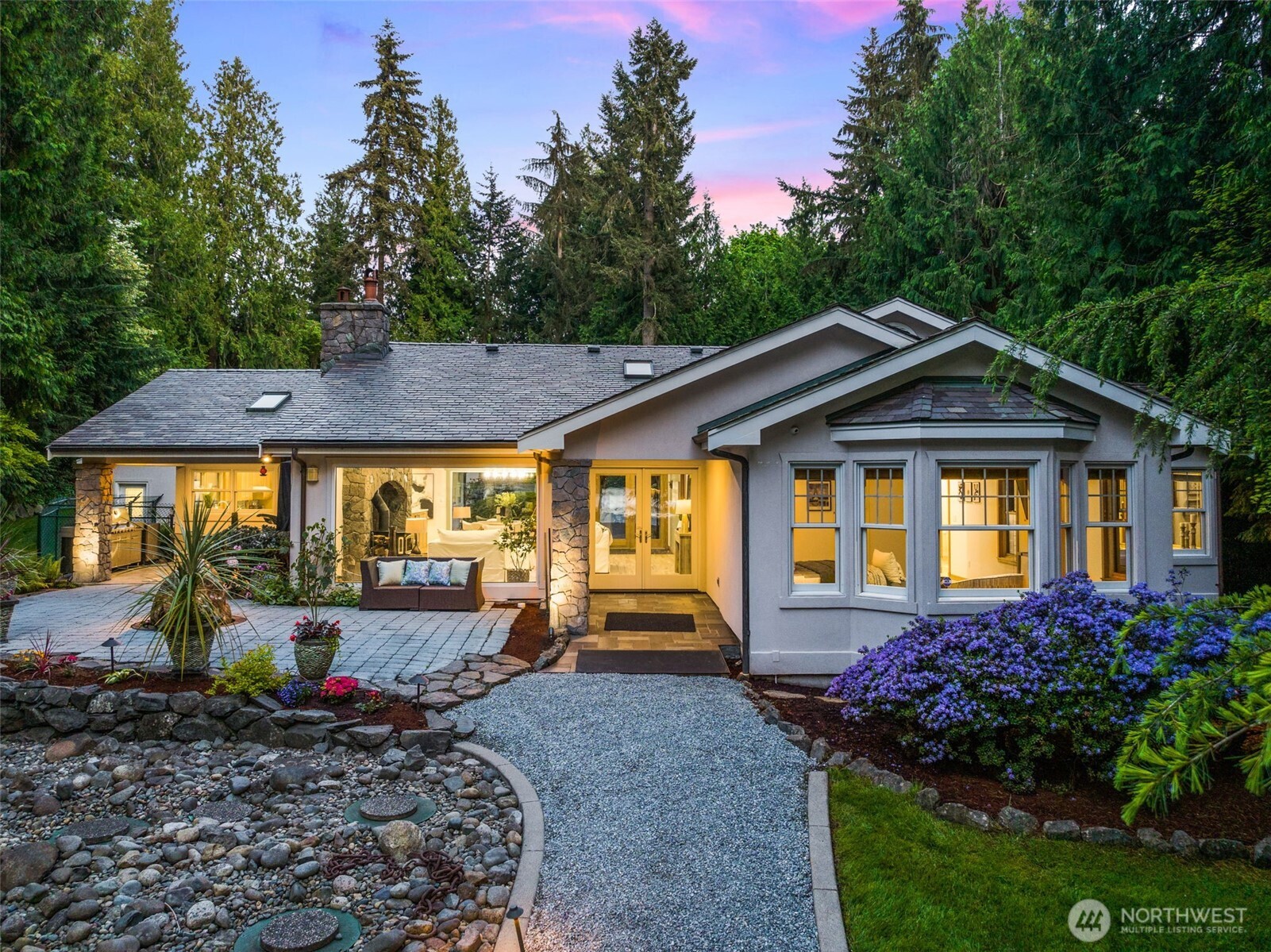 3718 S 334th Street , Federal Way, WA 98001