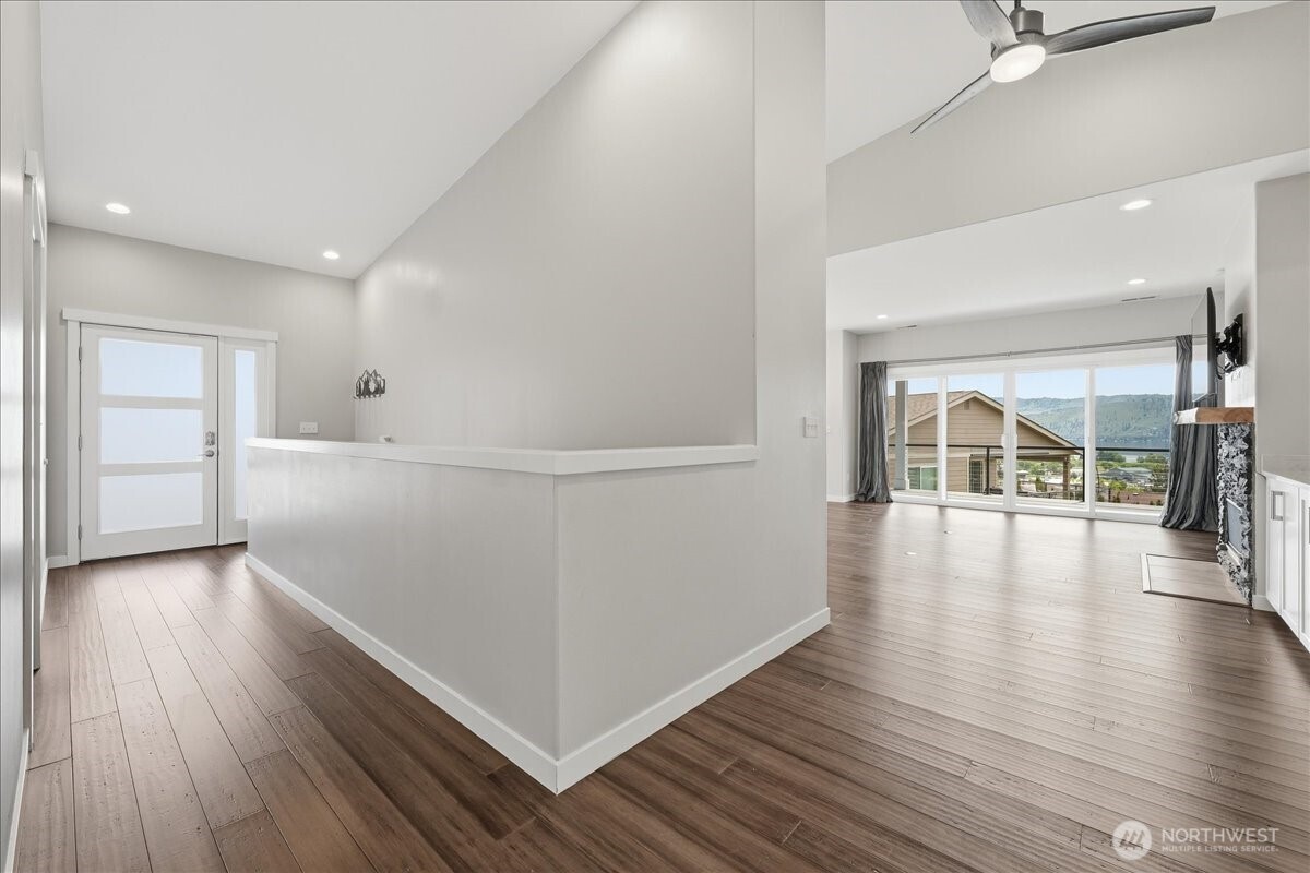 47 Terrace Drive , Manson, WA 98831