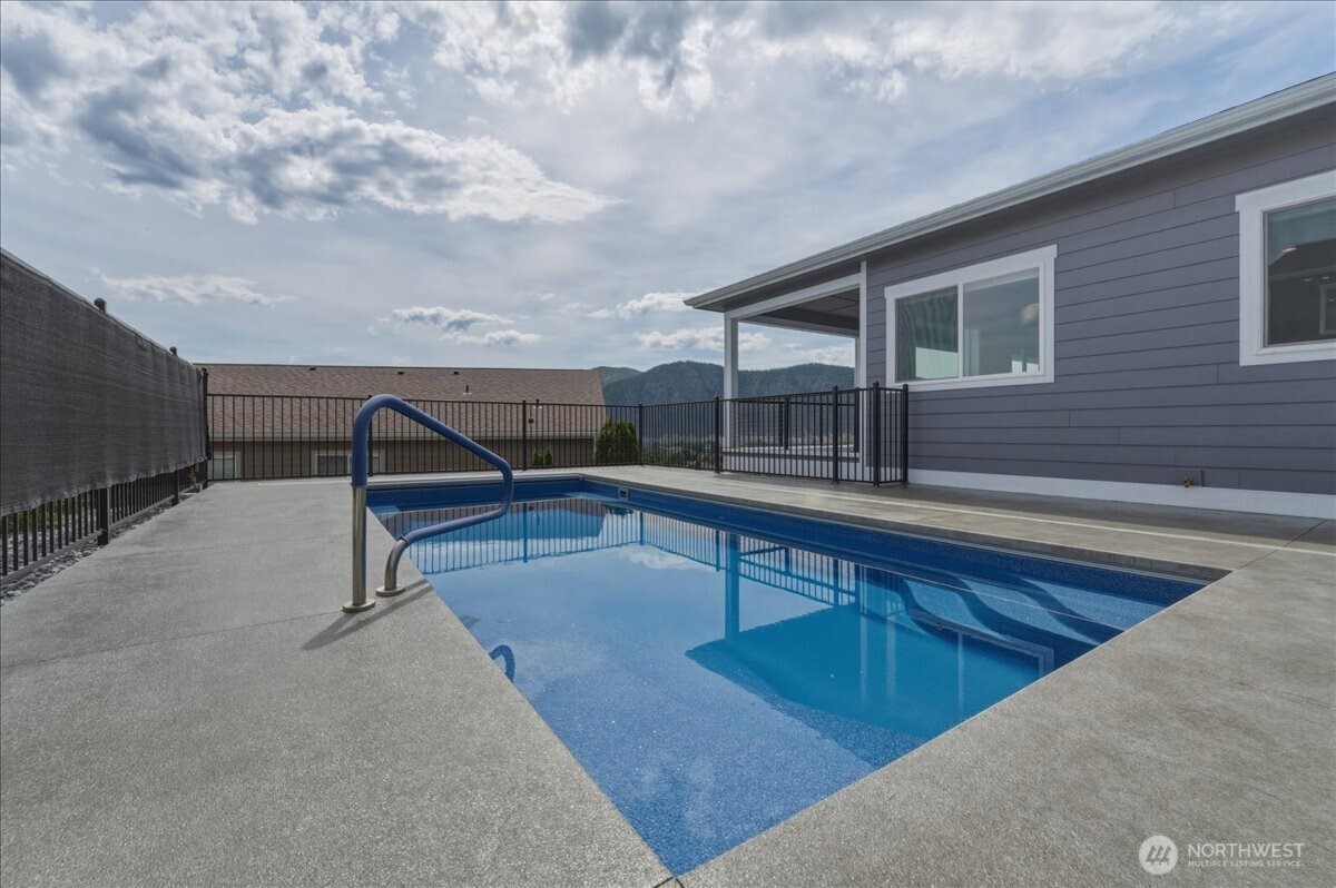 47 Terrace Drive , Manson, WA 98831